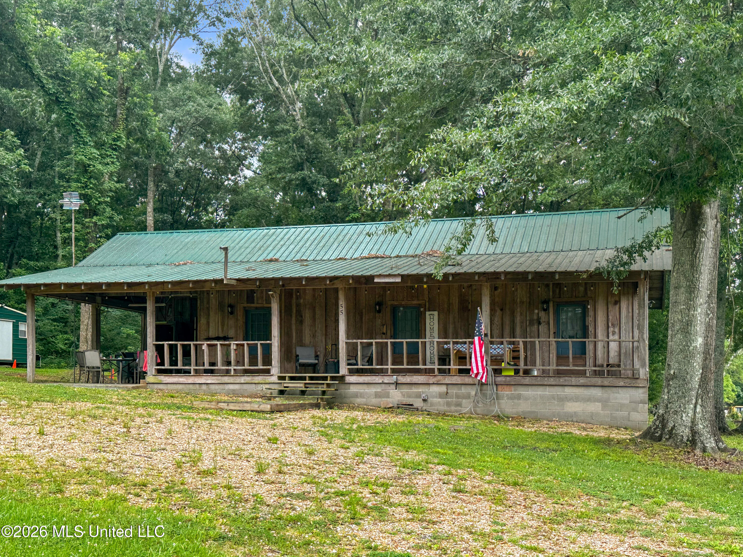 55 E 8th Avenue Property Photo 1