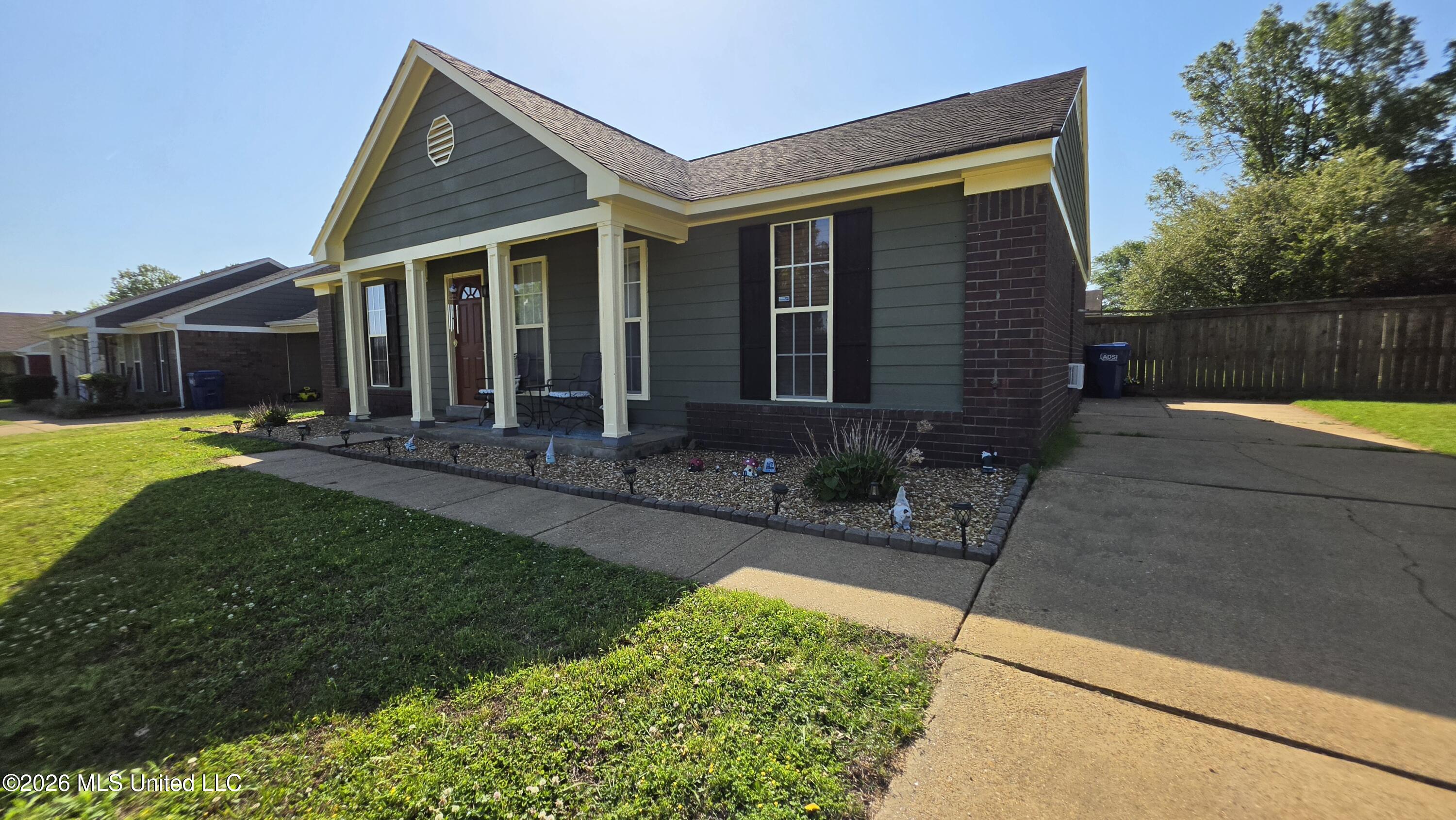 4215 Highgate Drive Property Photo 1