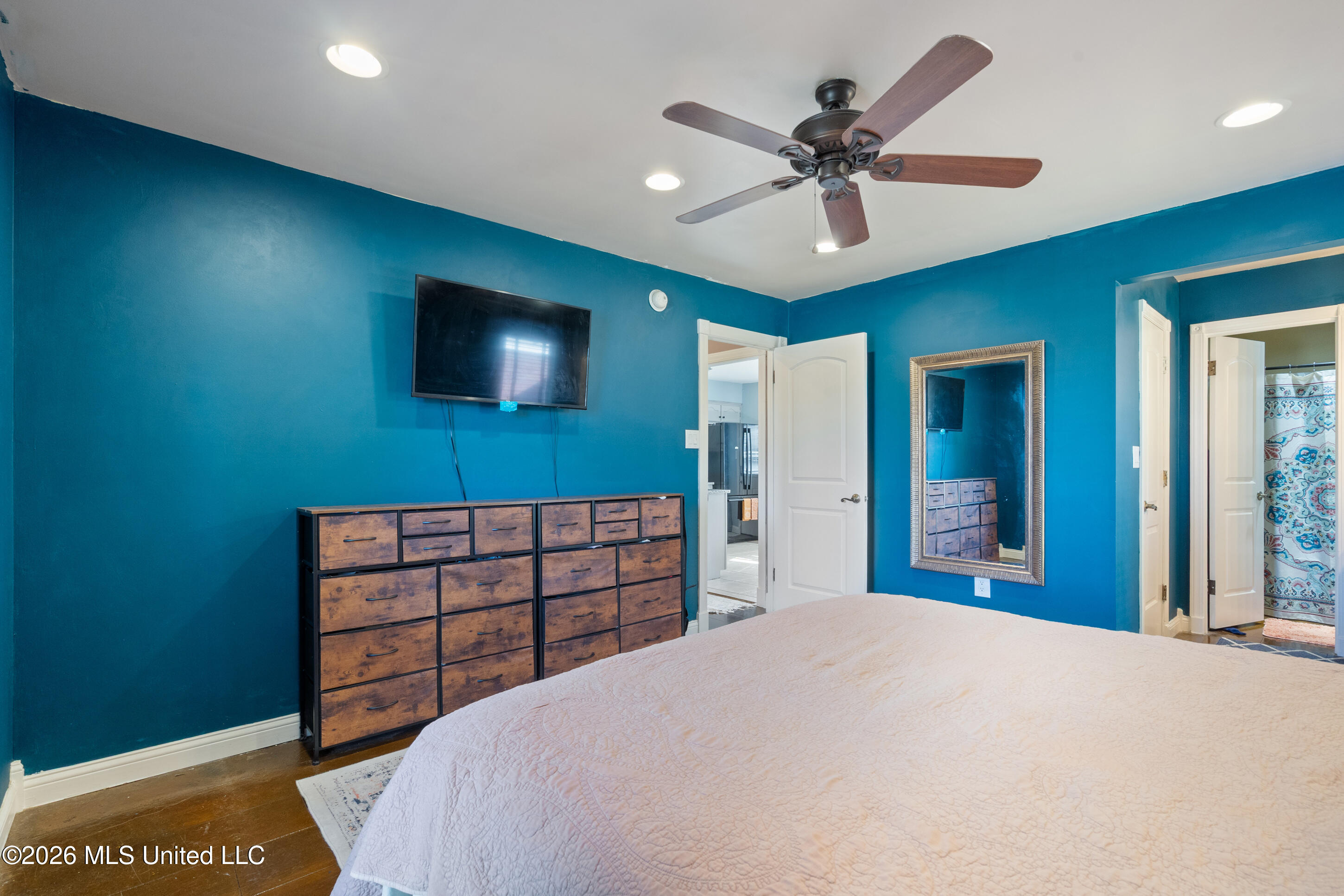 4215 Highgate Drive Property Photo 12