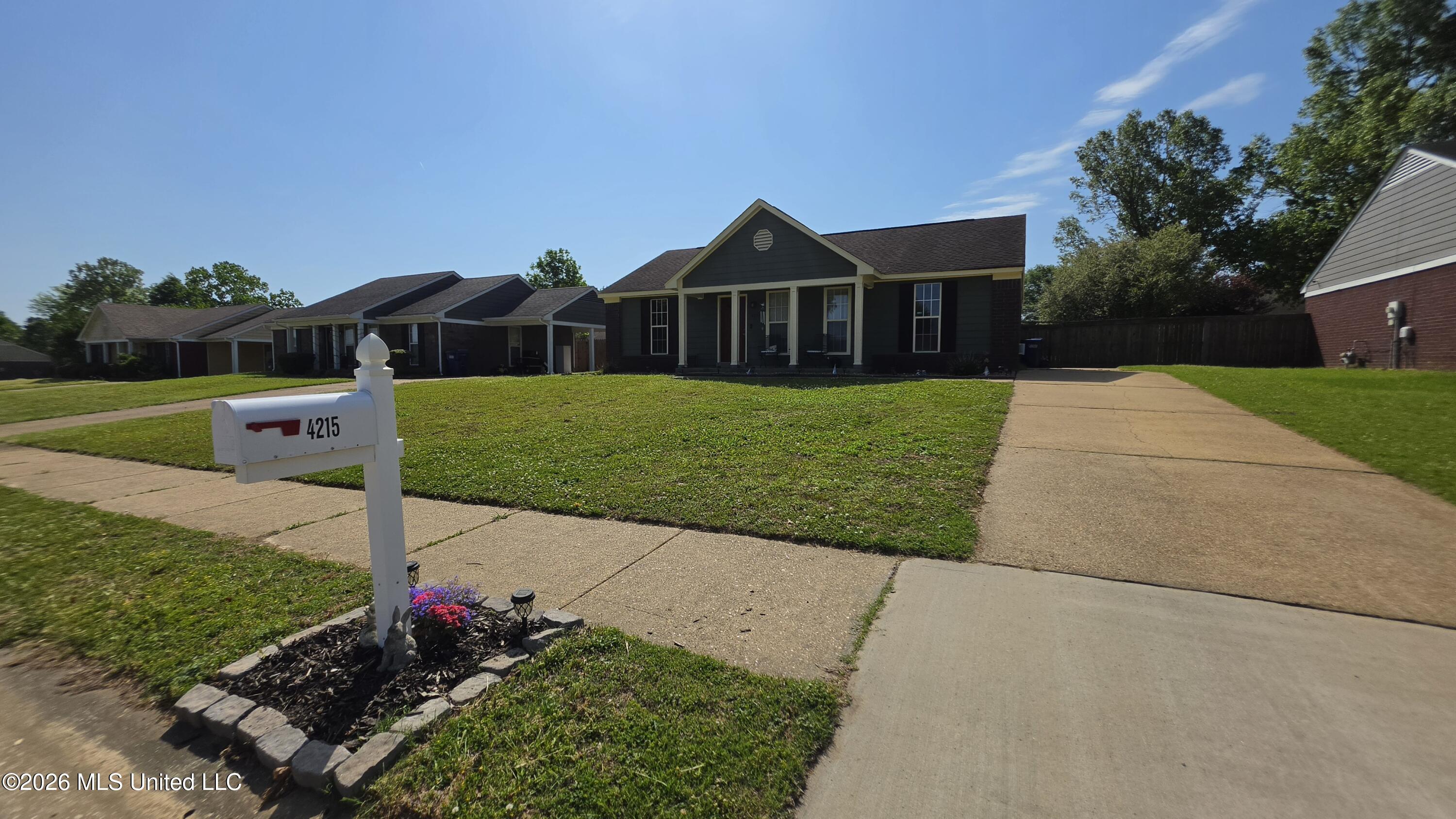 4215 Highgate Drive Property Photo 14