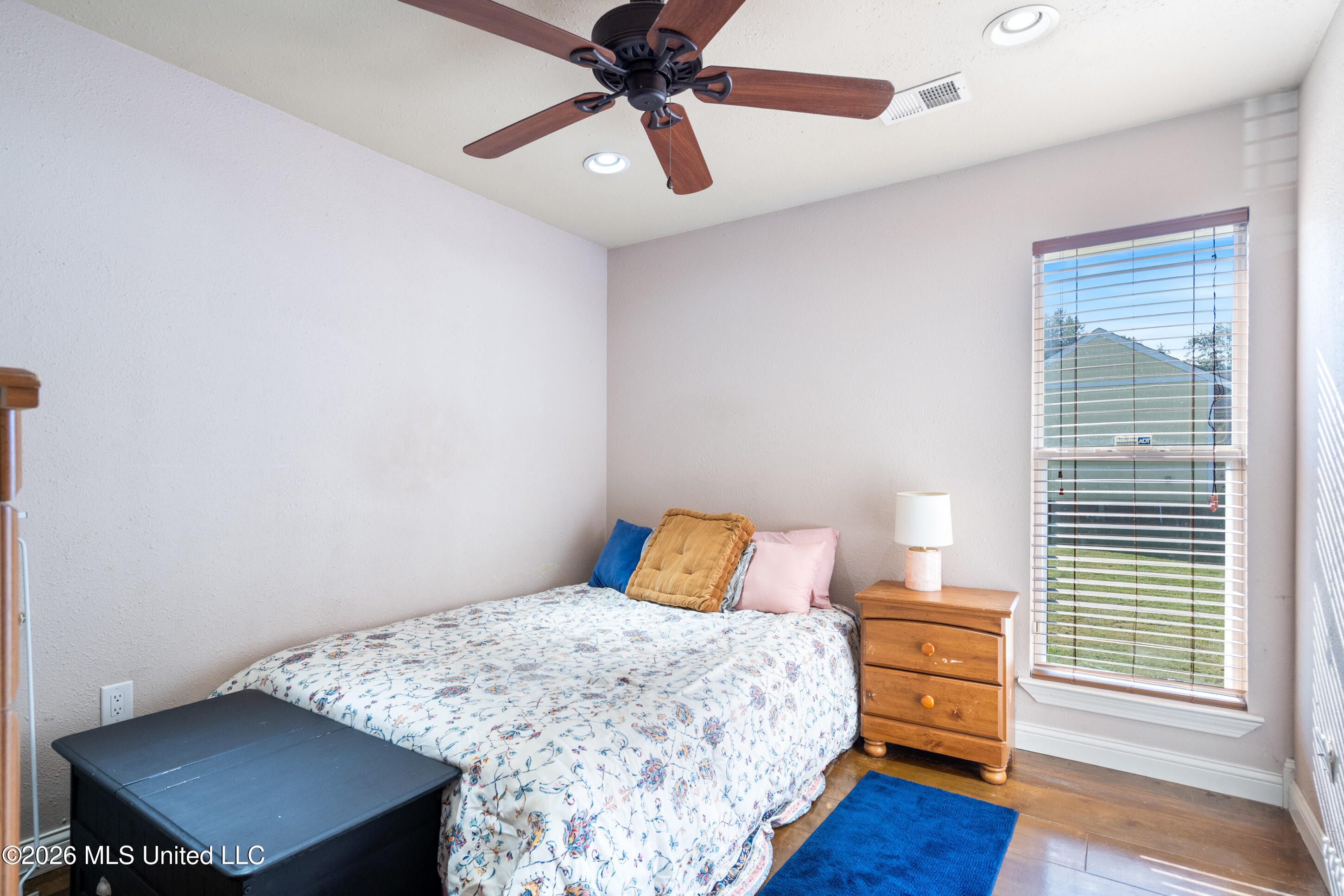 4215 Highgate Drive Property Photo 16