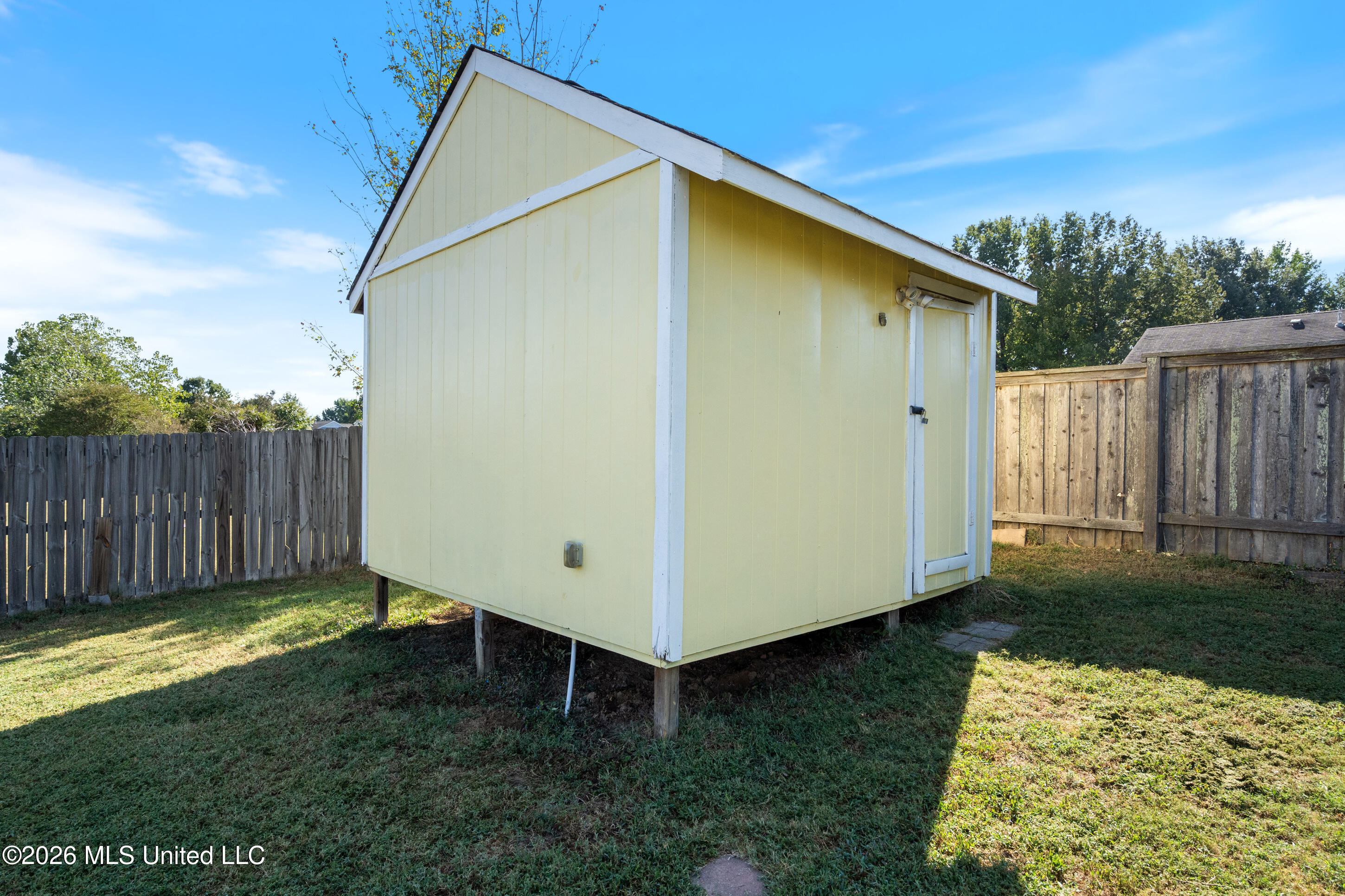 4215 Highgate Drive Property Photo 18