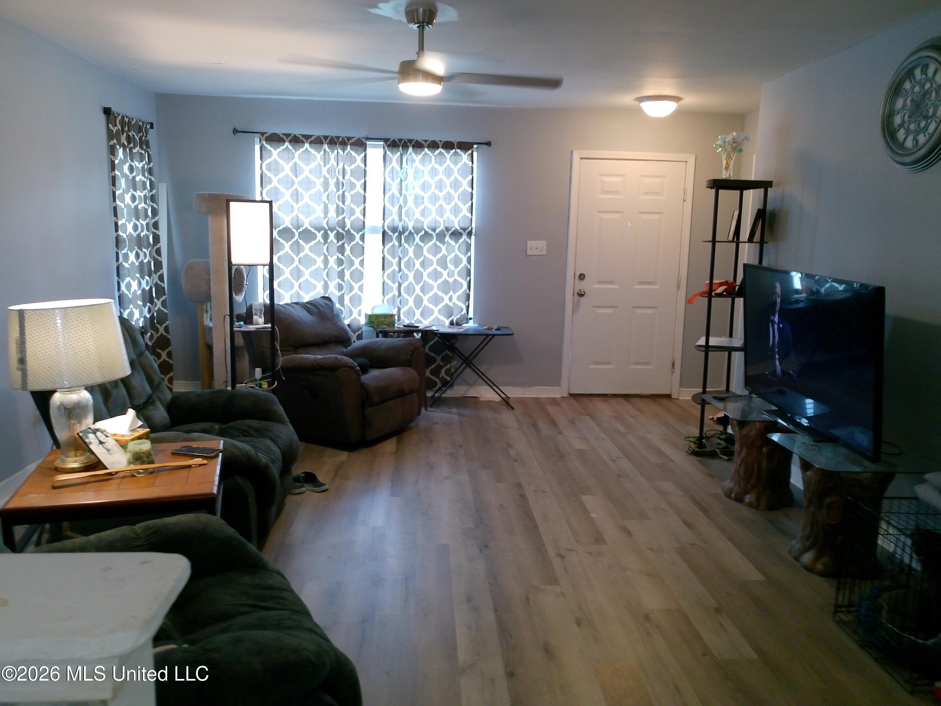 2714 George Street Property Photo 5
