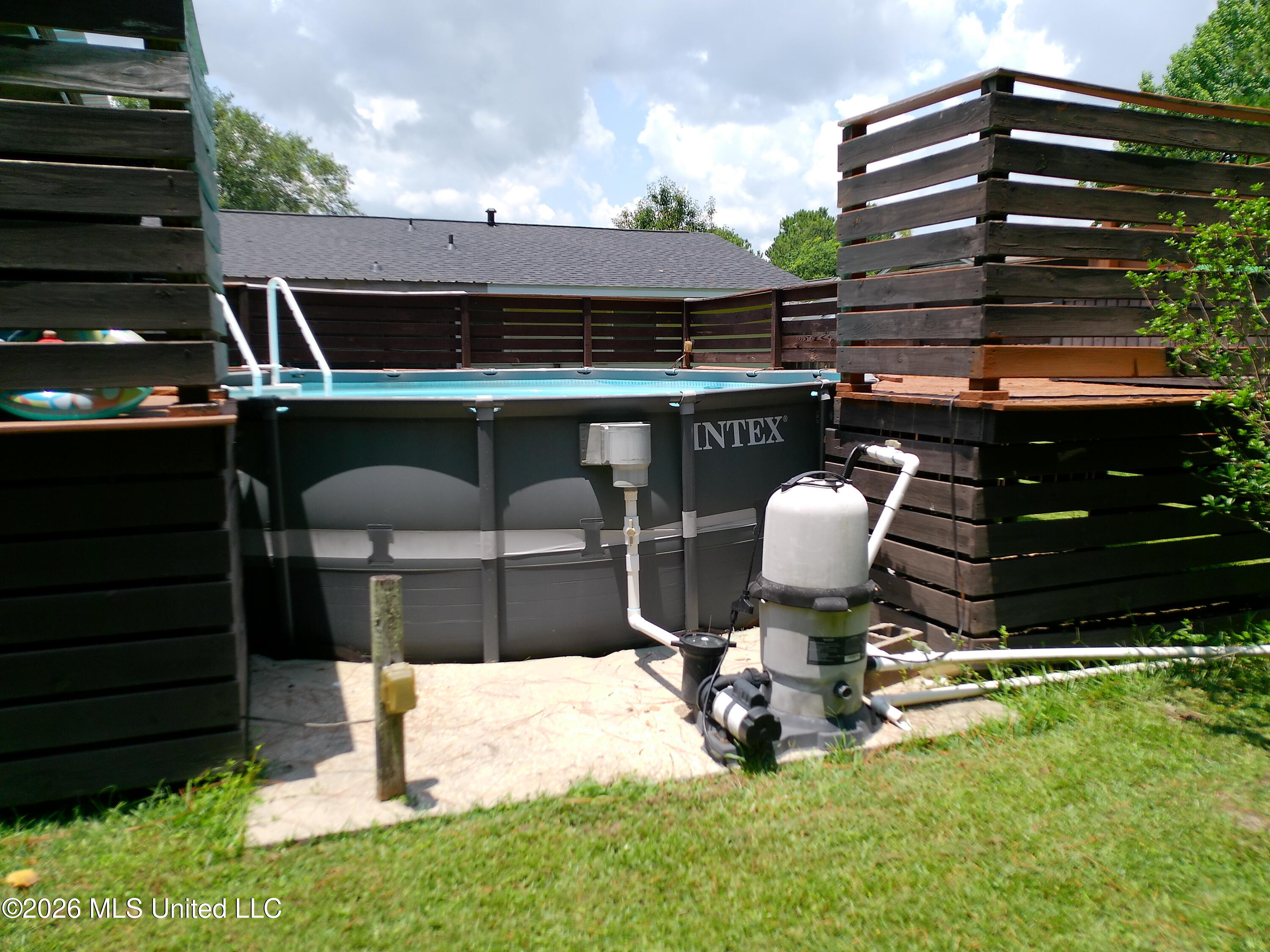 2714 George Street Property Photo 20