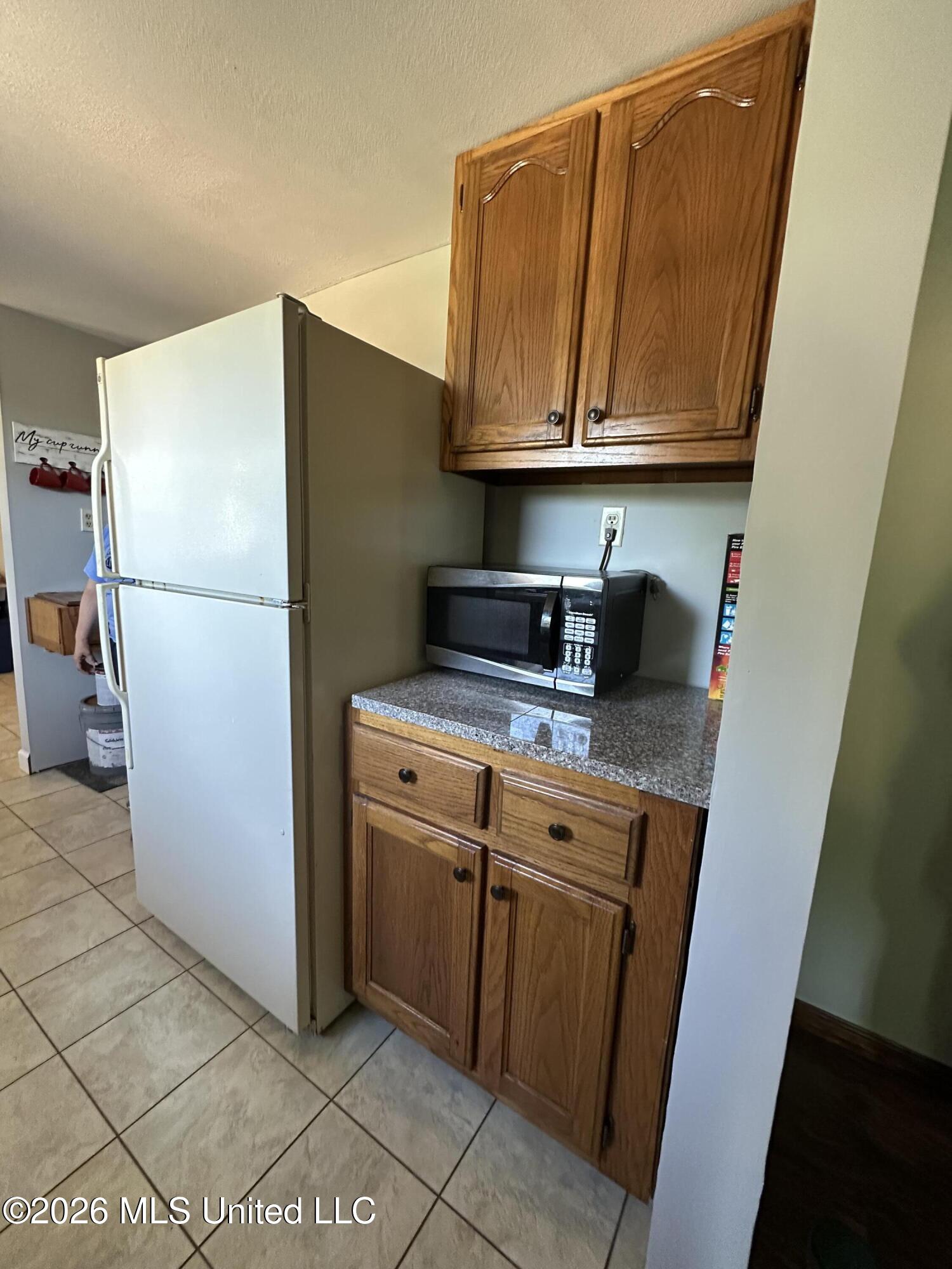 622 Lakeside Drive Property Photo 6