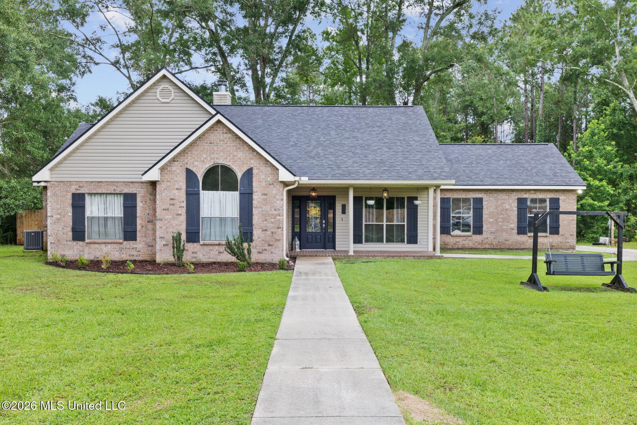 17 Mayhaw Drive Property Photo 1