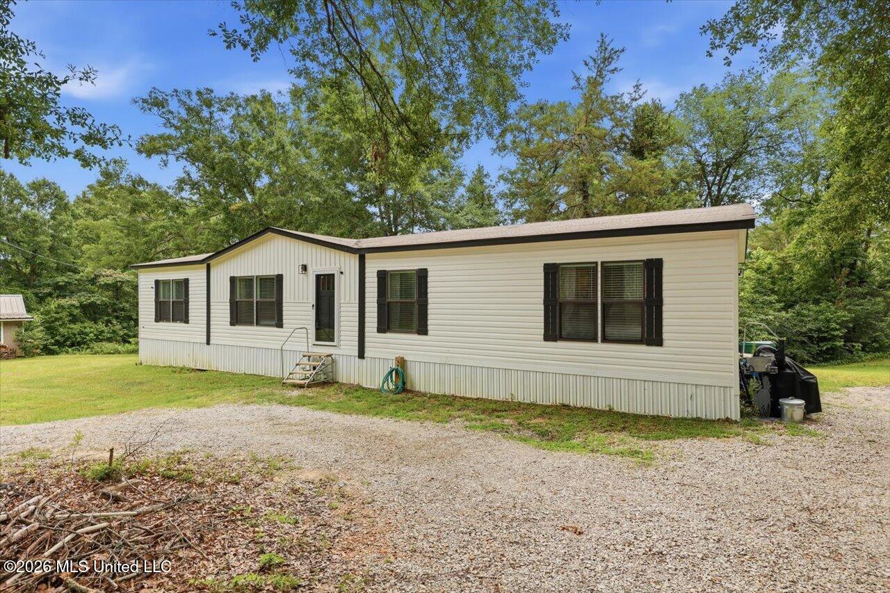 1130 Lyons Road Property Photo 2