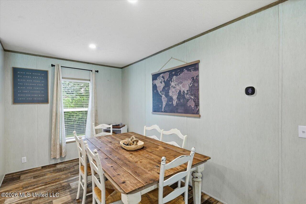 1130 Lyons Road Property Photo 14