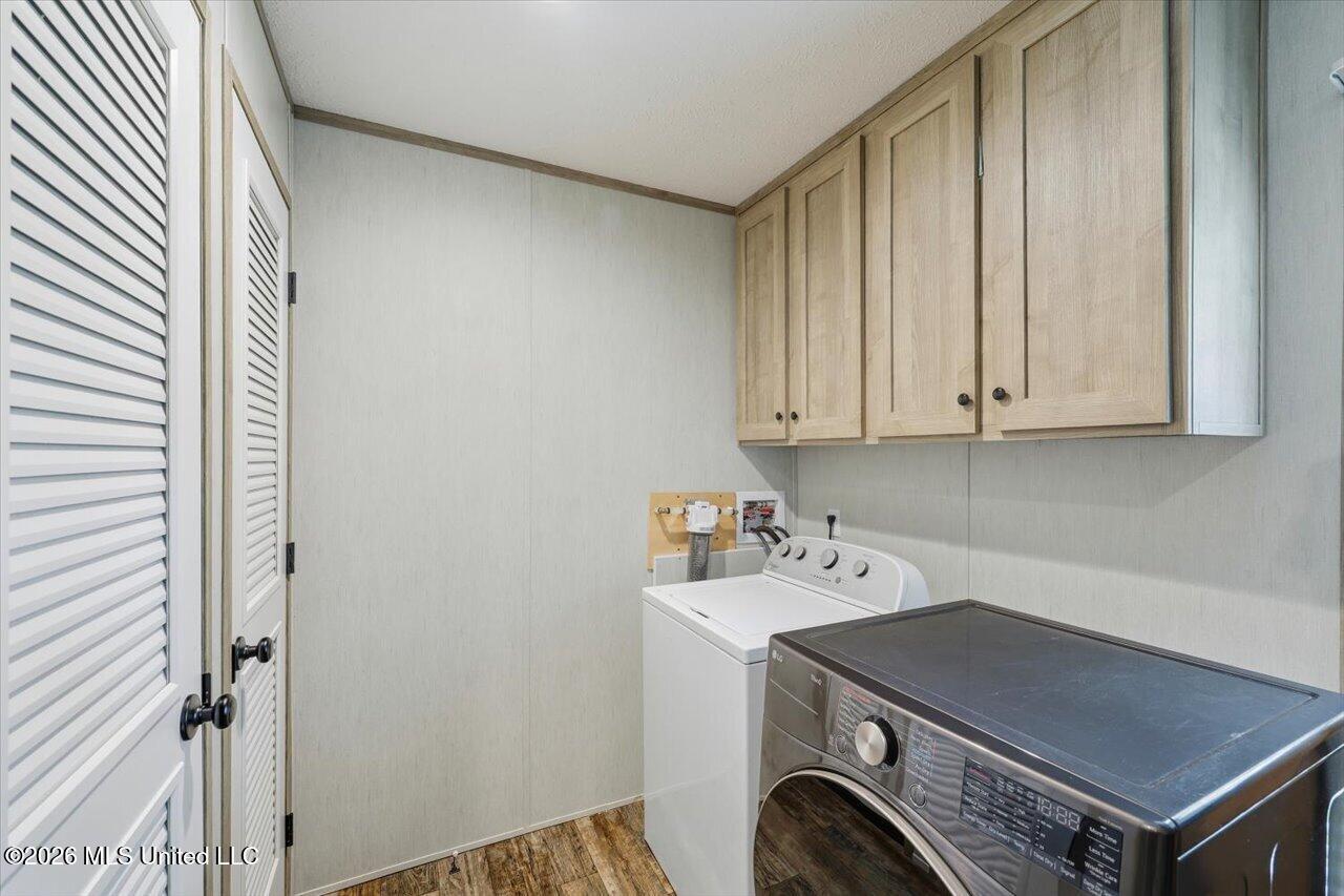 1130 Lyons Road Property Photo 17
