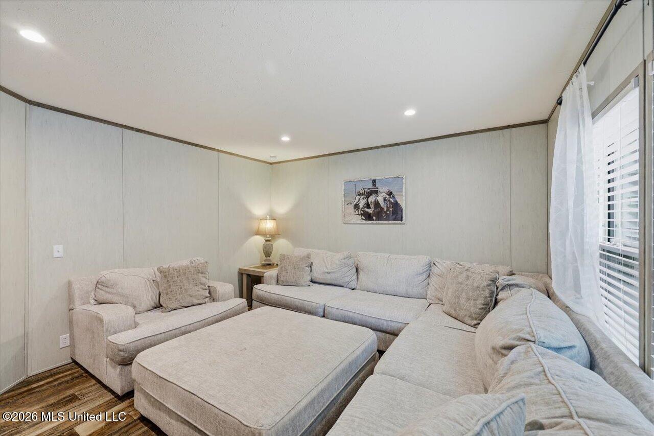 1130 Lyons Road Property Photo 19