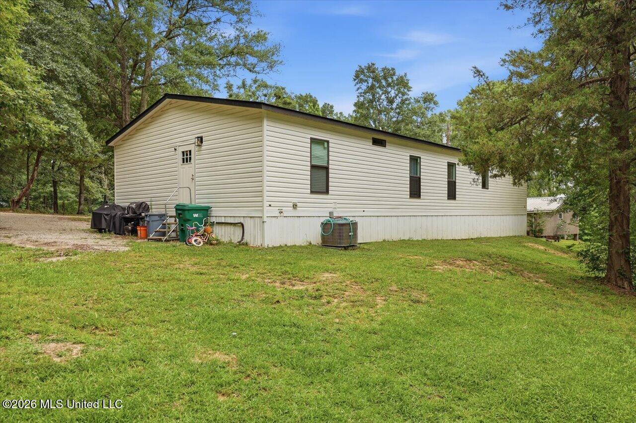 1130 Lyons Road Property Photo 32