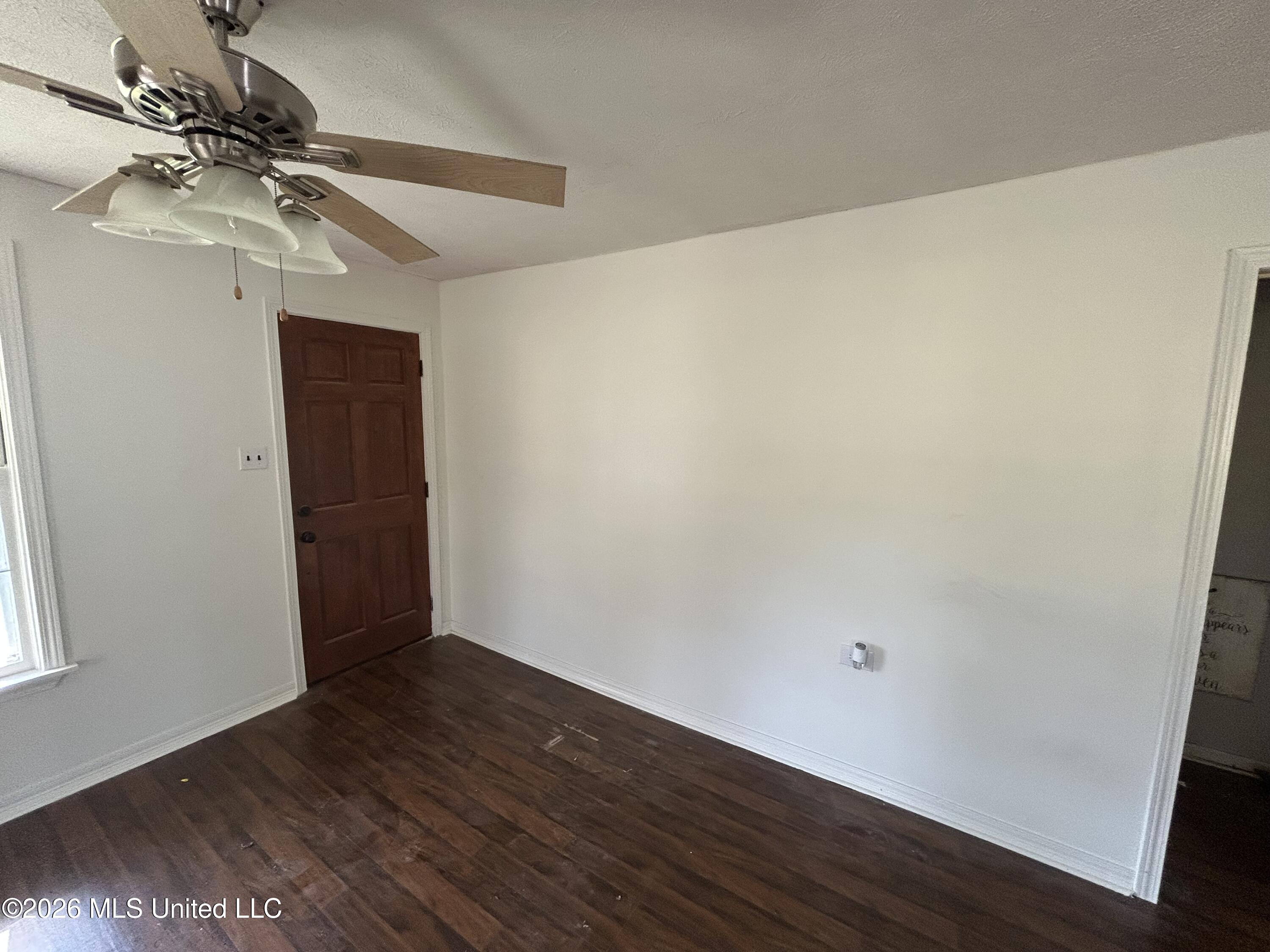 403 Front Street Property Photo 21