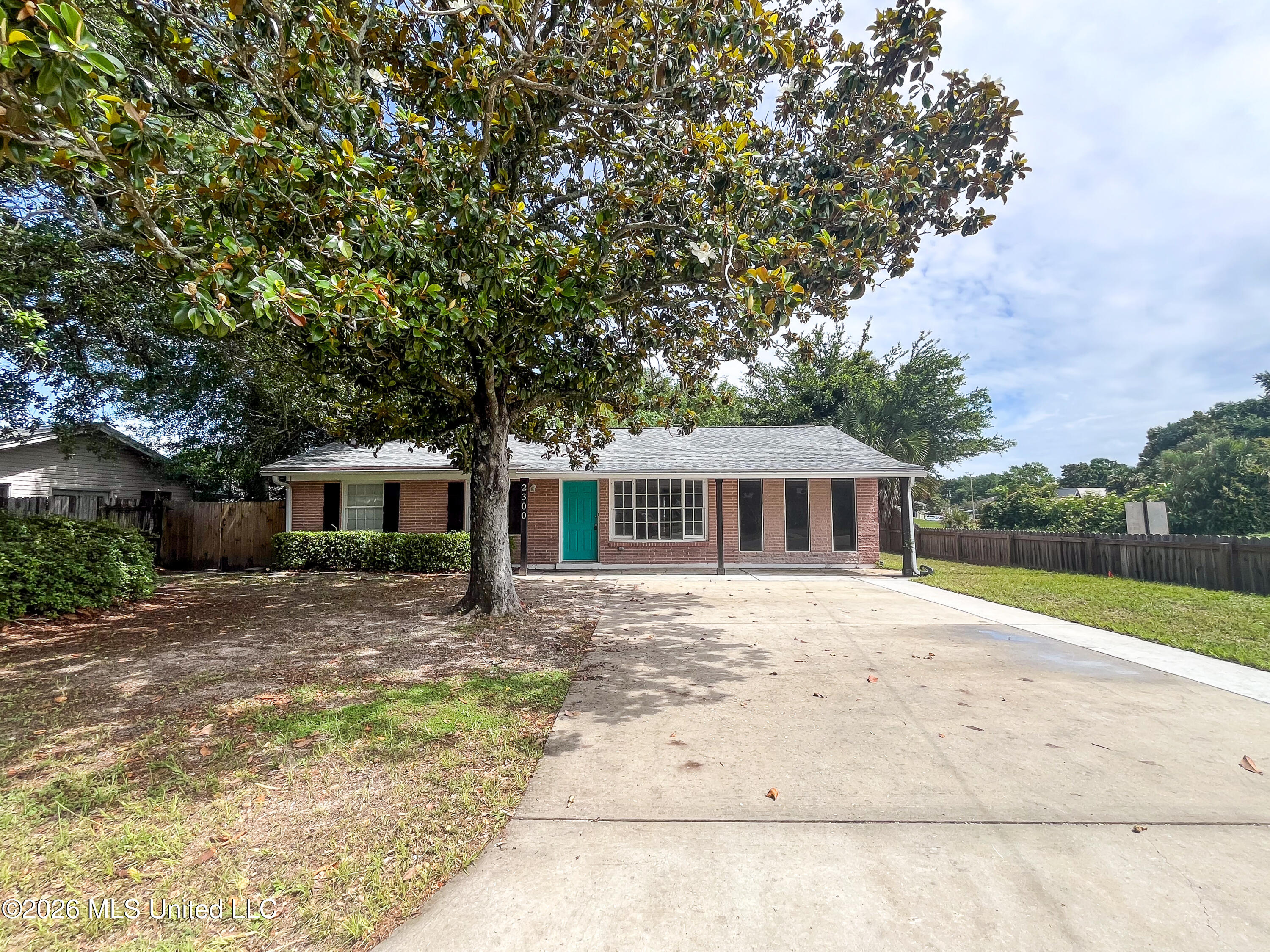 2300 Arbor Drive Property Photo 1