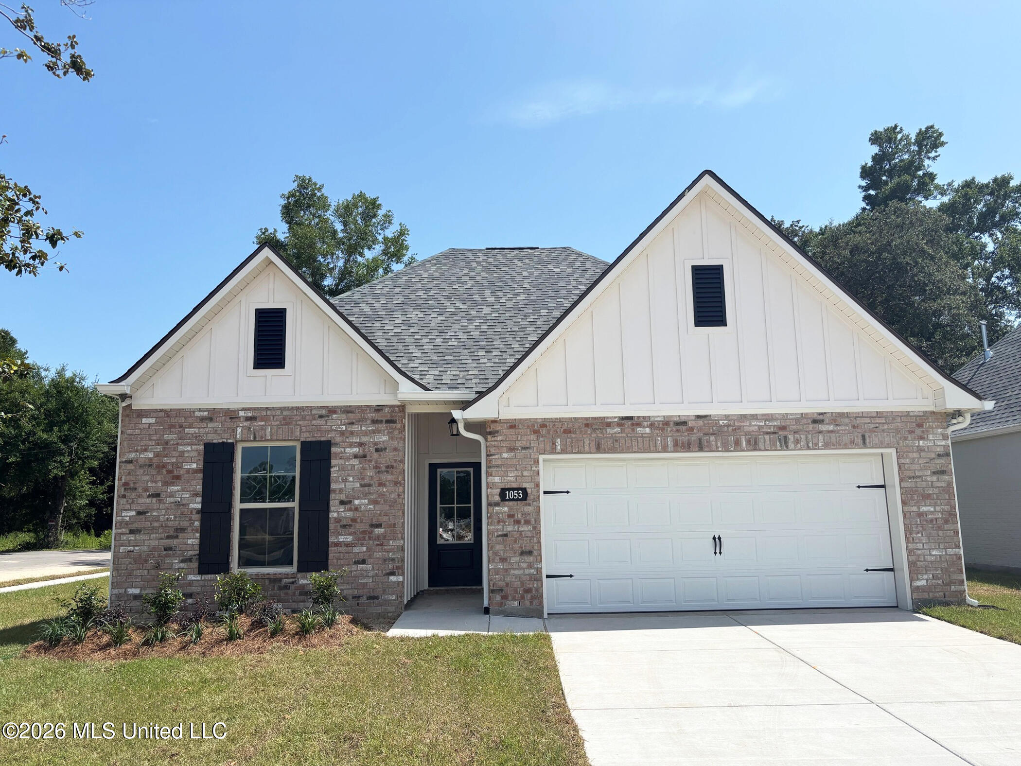 1053 Flounder Way Property Photo 1