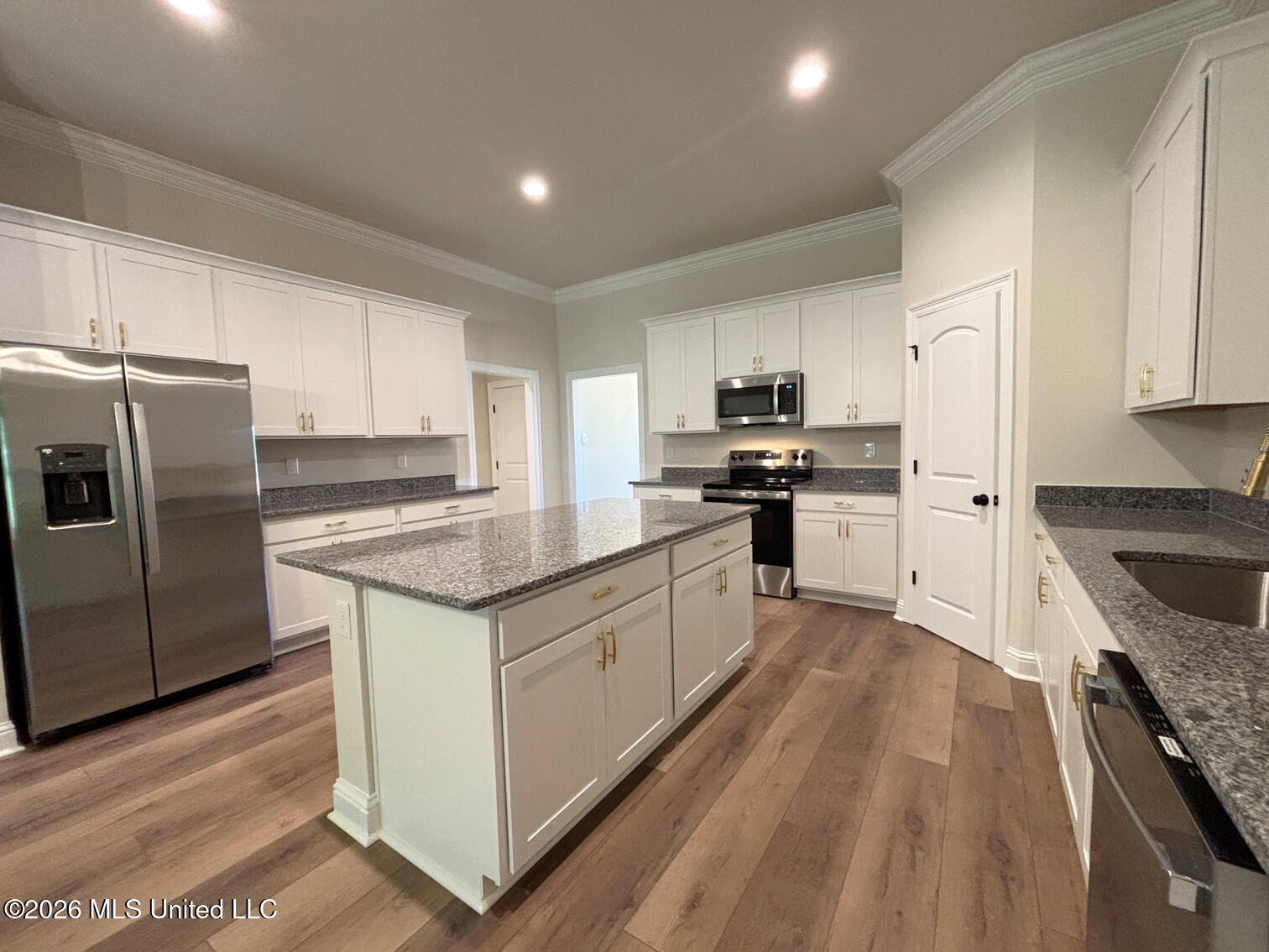 1053 Flounder Way Property Photo 7