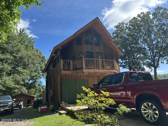 909 Pershing Street Property Photo 3
