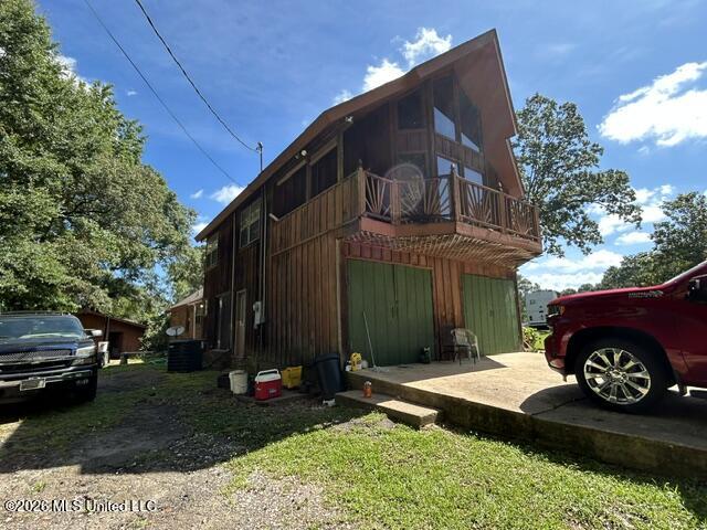 909 Pershing Street Property Photo 4