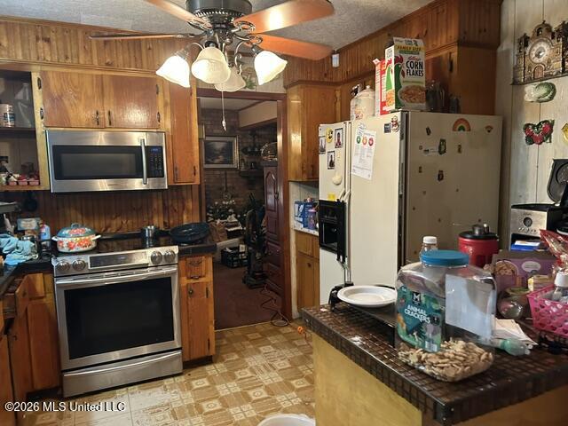 909 Pershing Street Property Photo 9