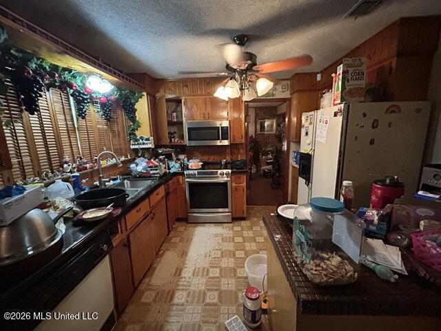 909 Pershing Street Property Photo 11