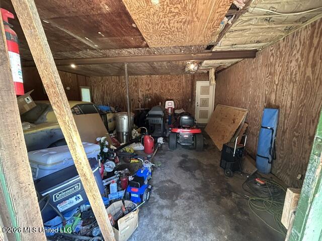 909 Pershing Street Property Photo 24