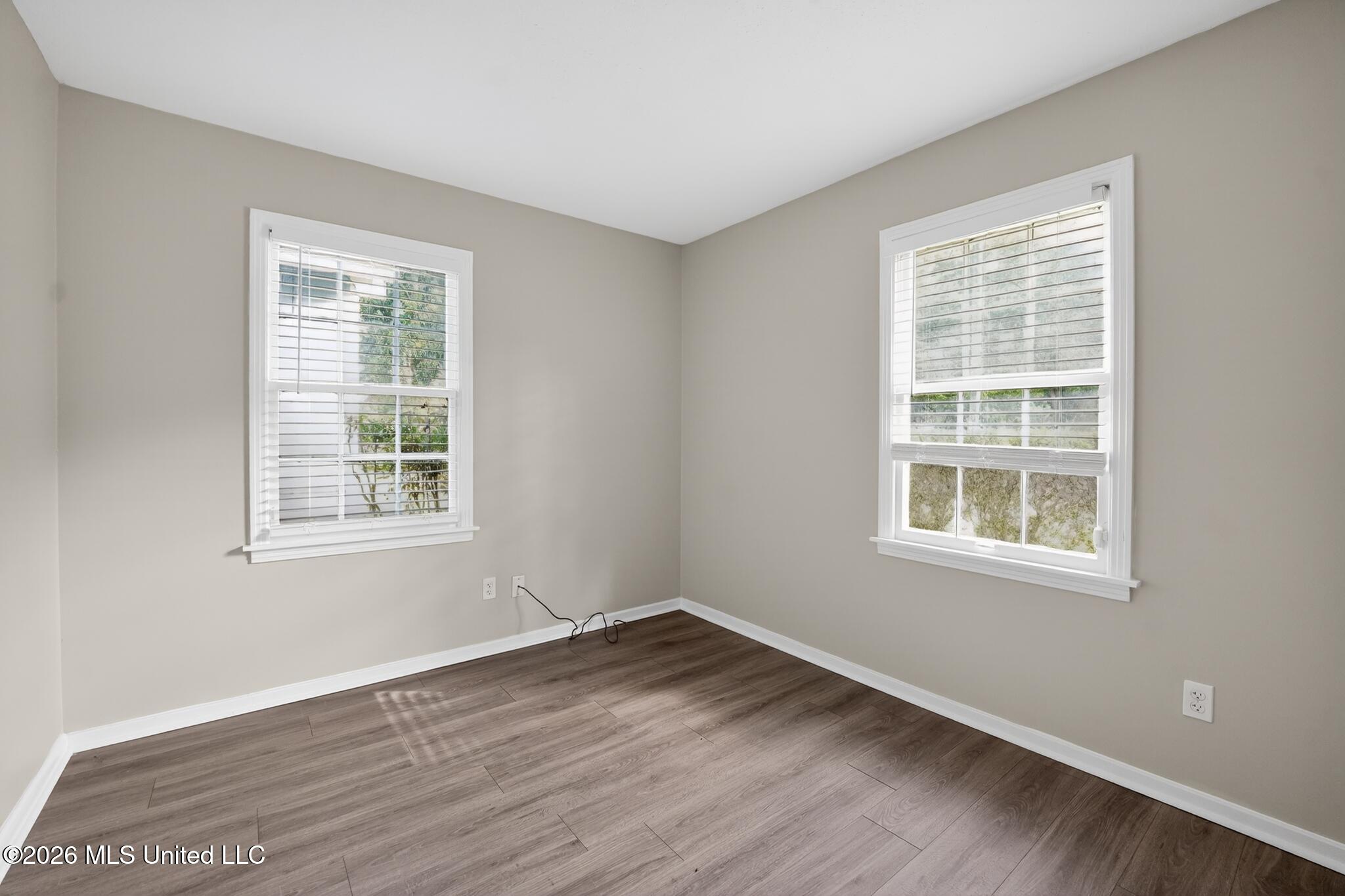 5801 Orchardview Drive Property Photo 7