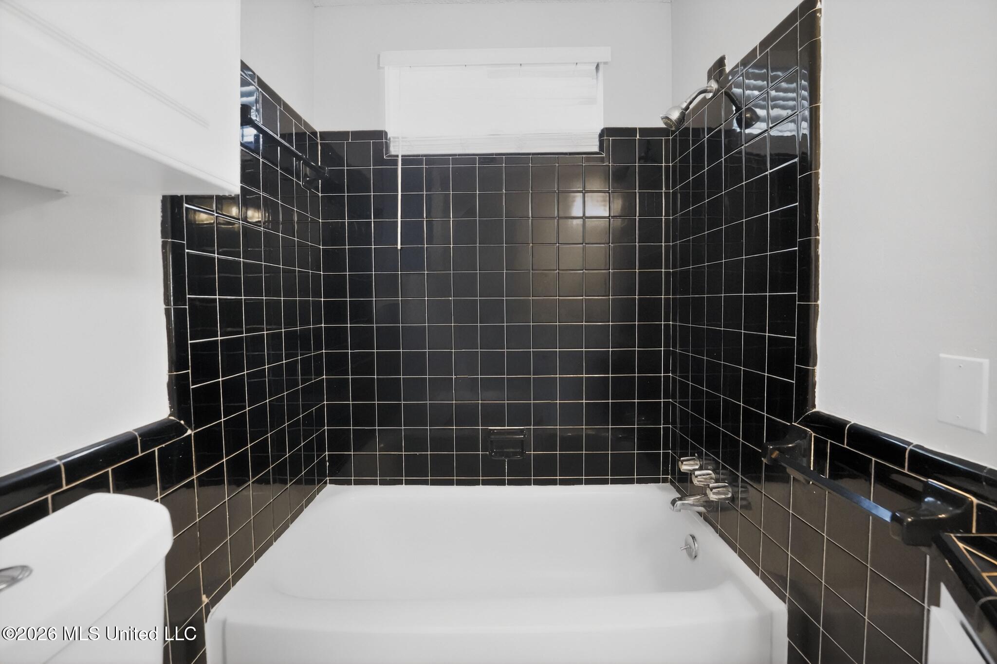 5801 Orchardview Drive Property Photo 14