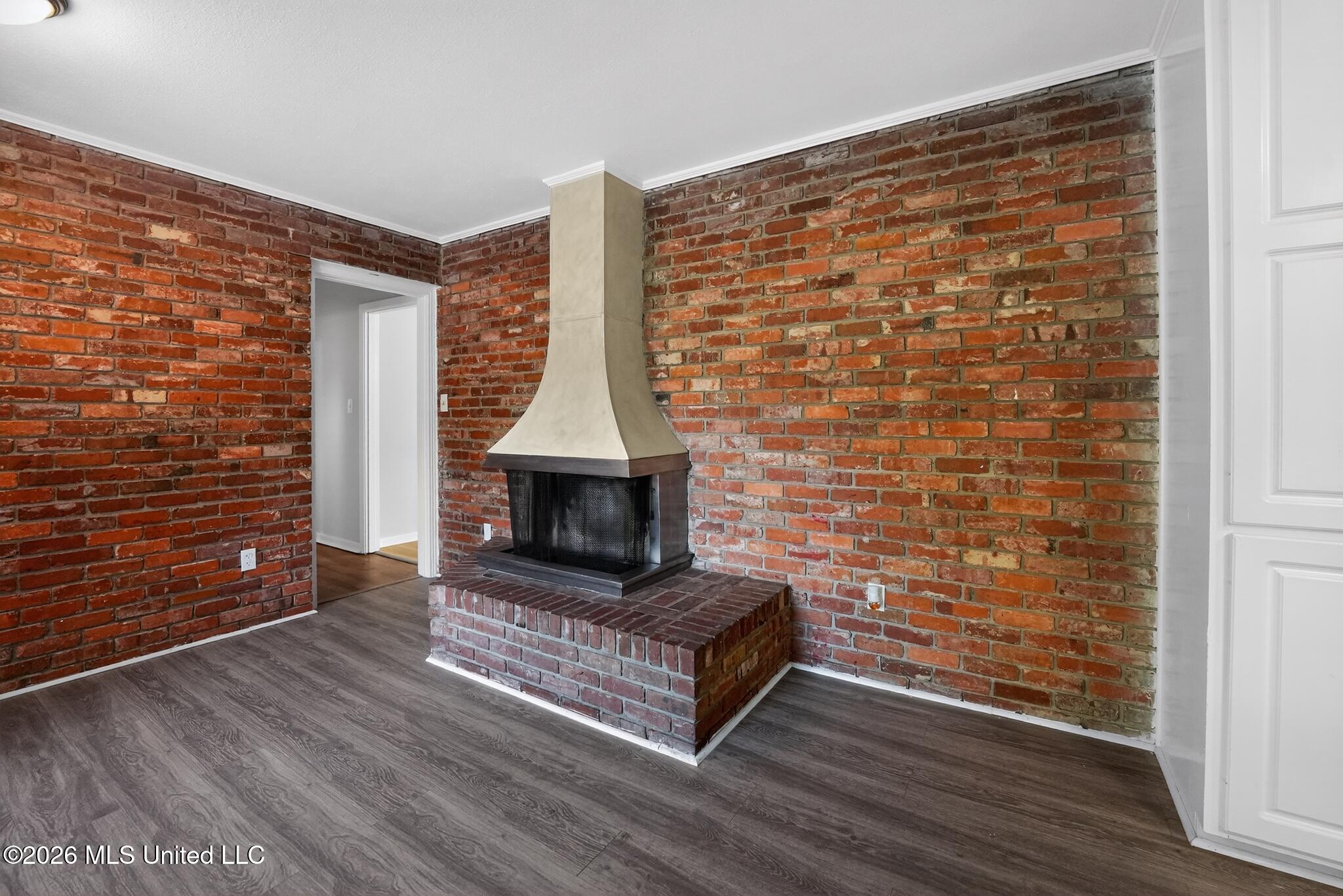 5801 Orchardview Drive Property Photo 16