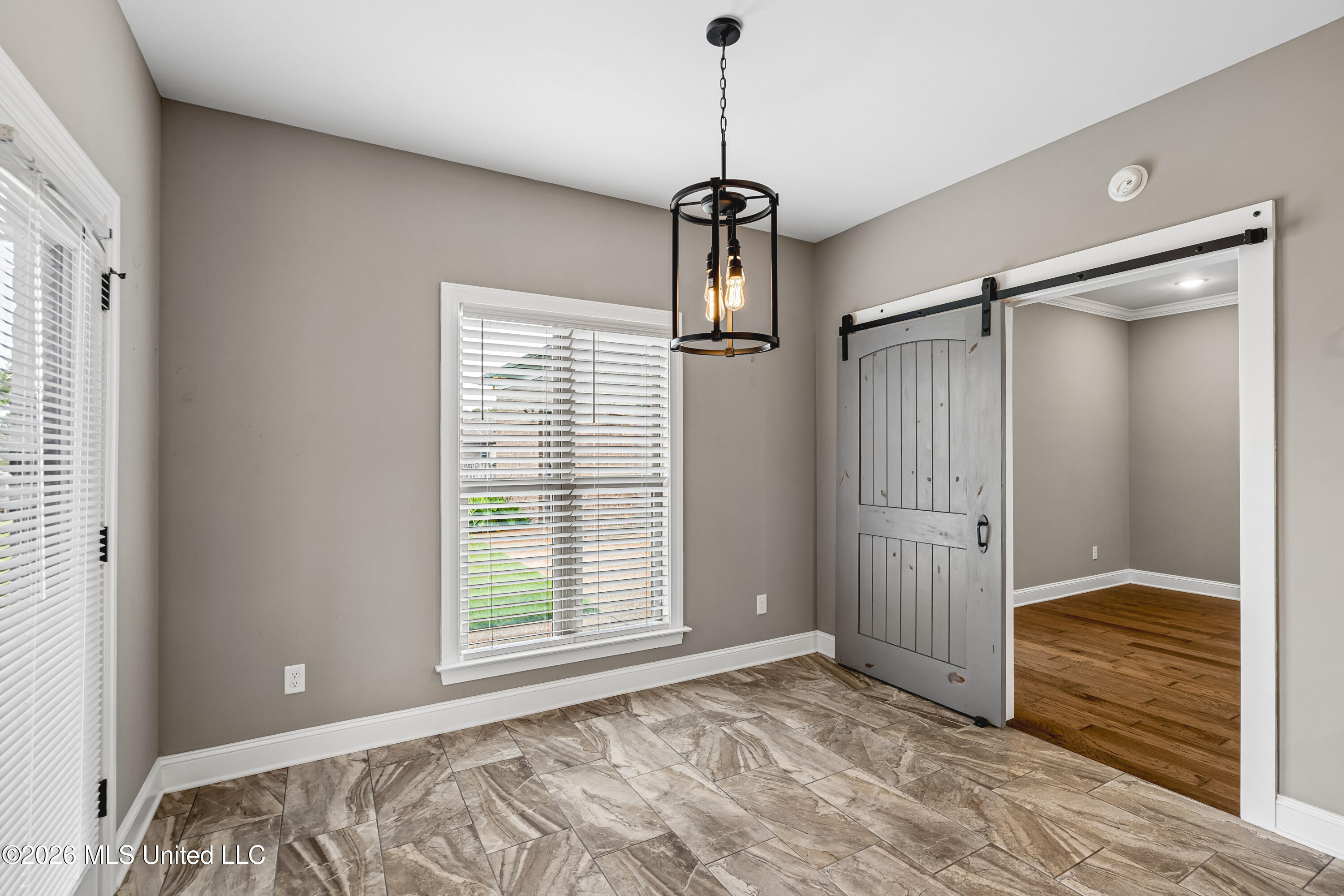2190 Redbud Cove Property Photo 15