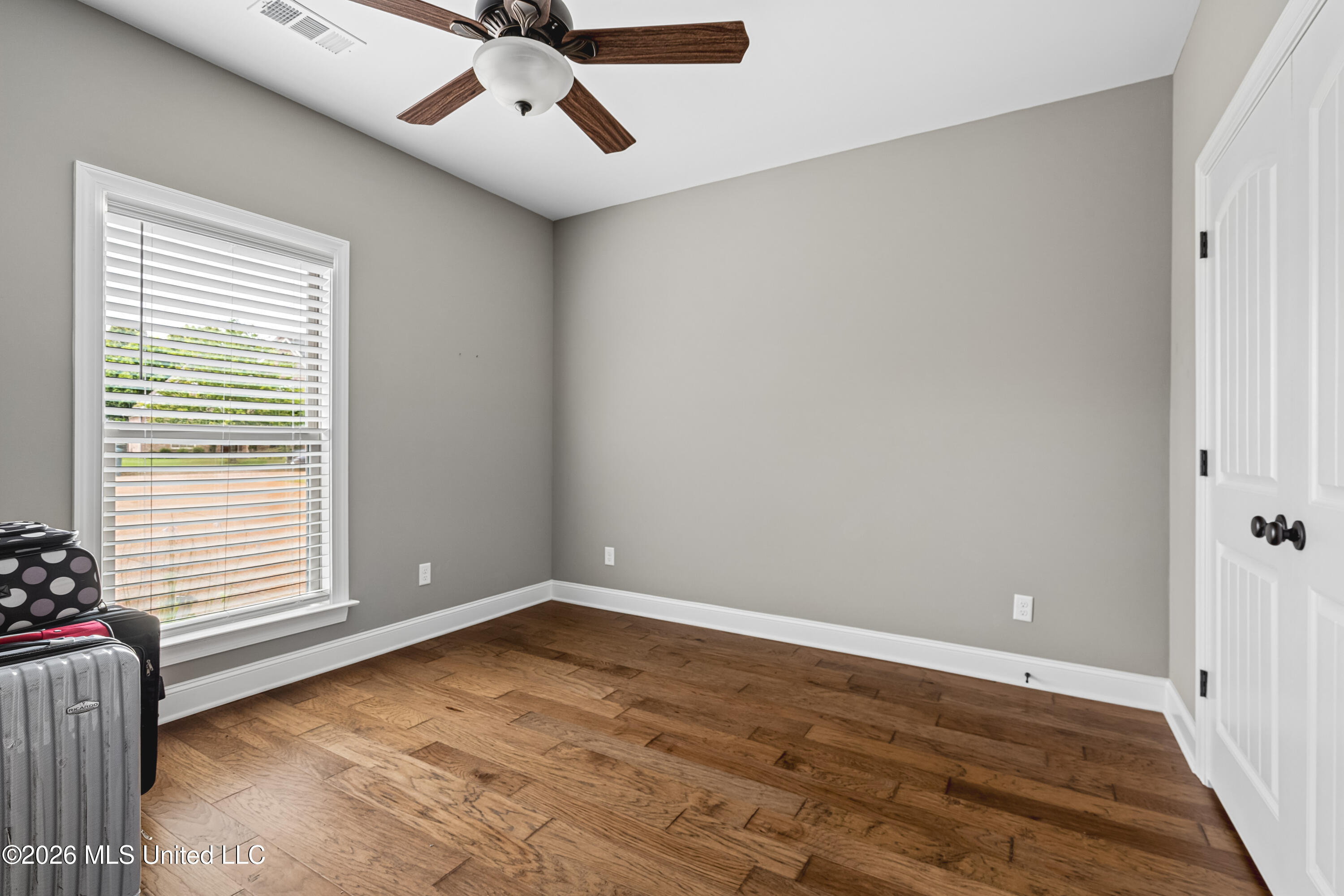 2190 Redbud Cove Property Photo 21