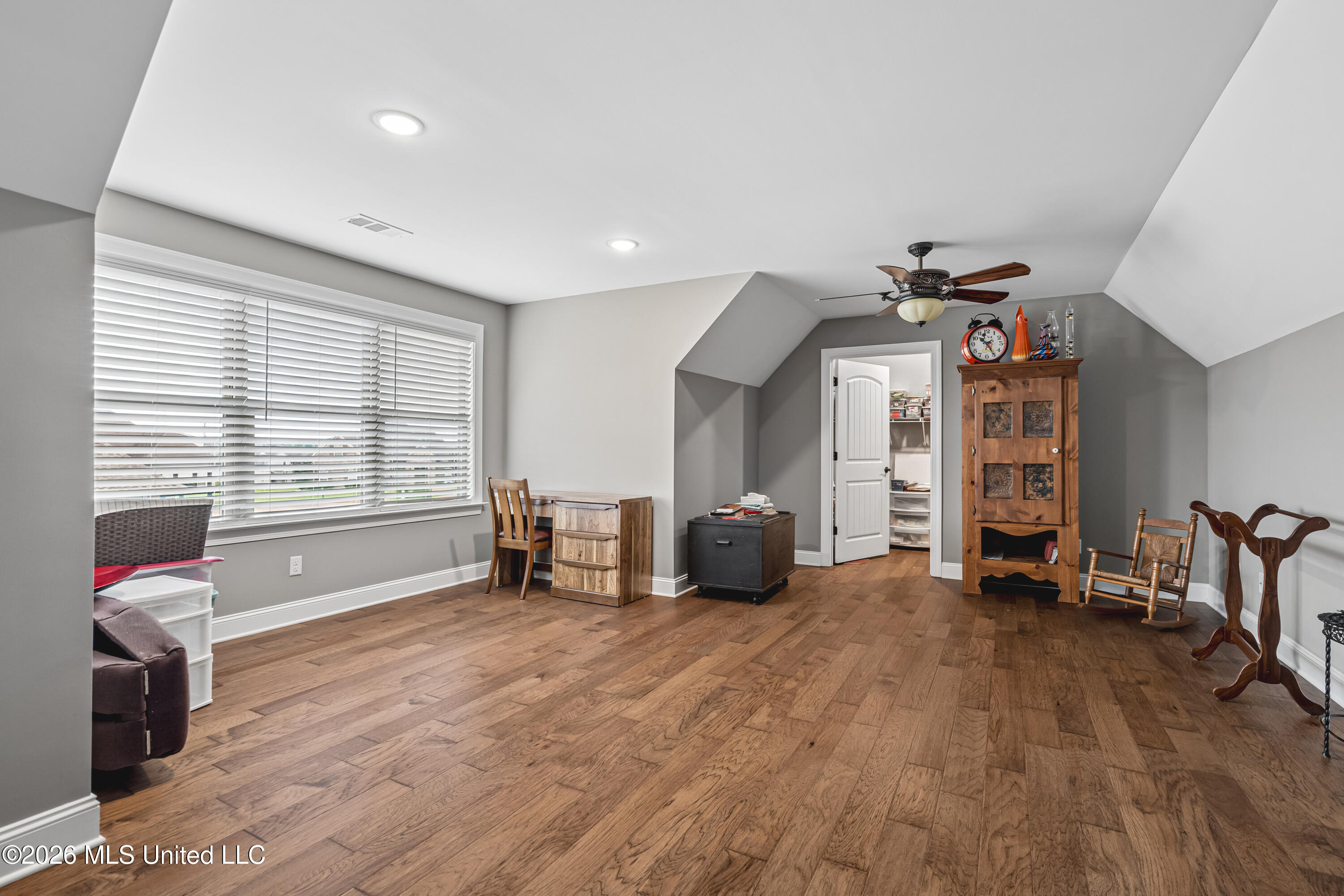 2190 Redbud Cove Property Photo 26