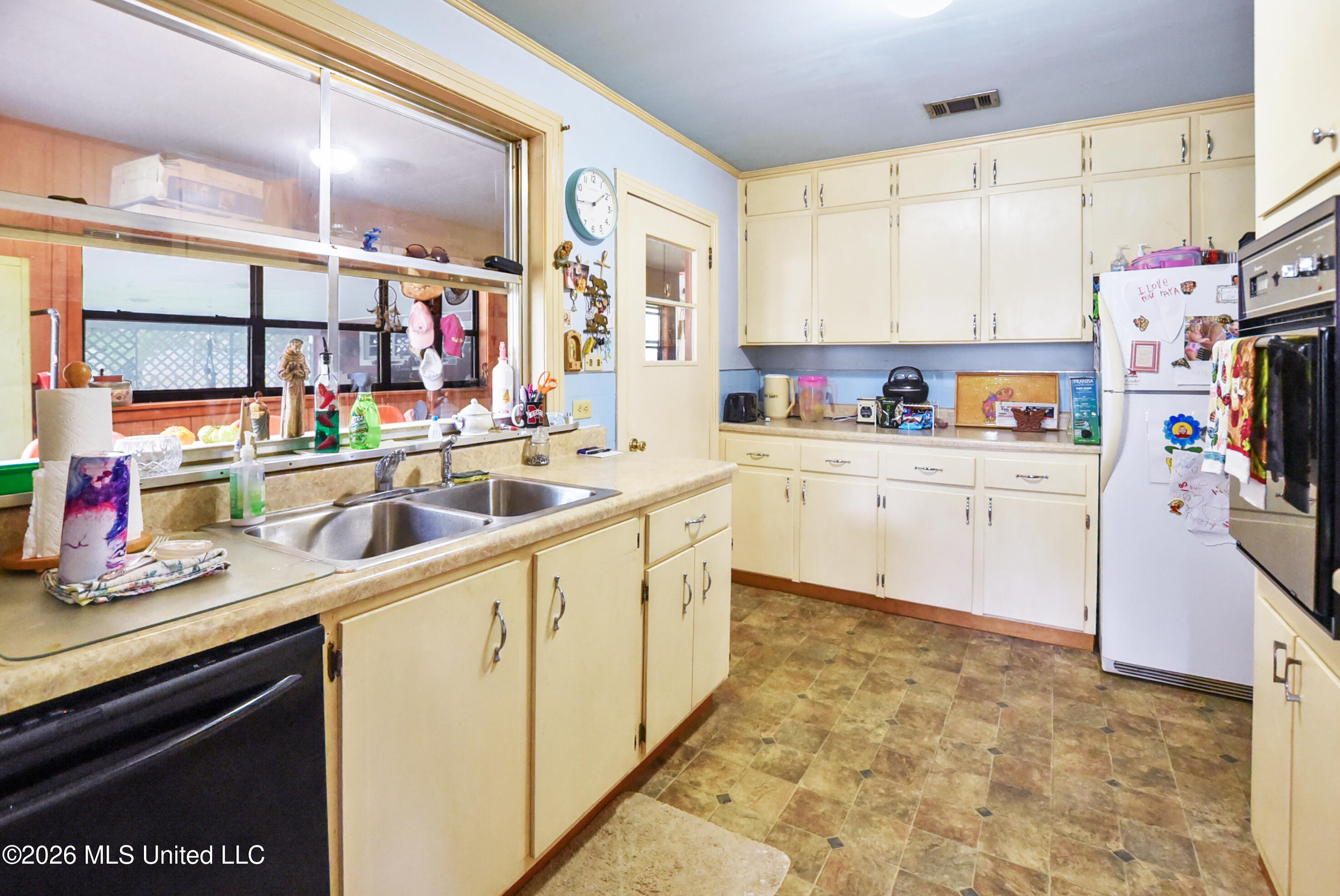 802 Mill Road Property Photo 7