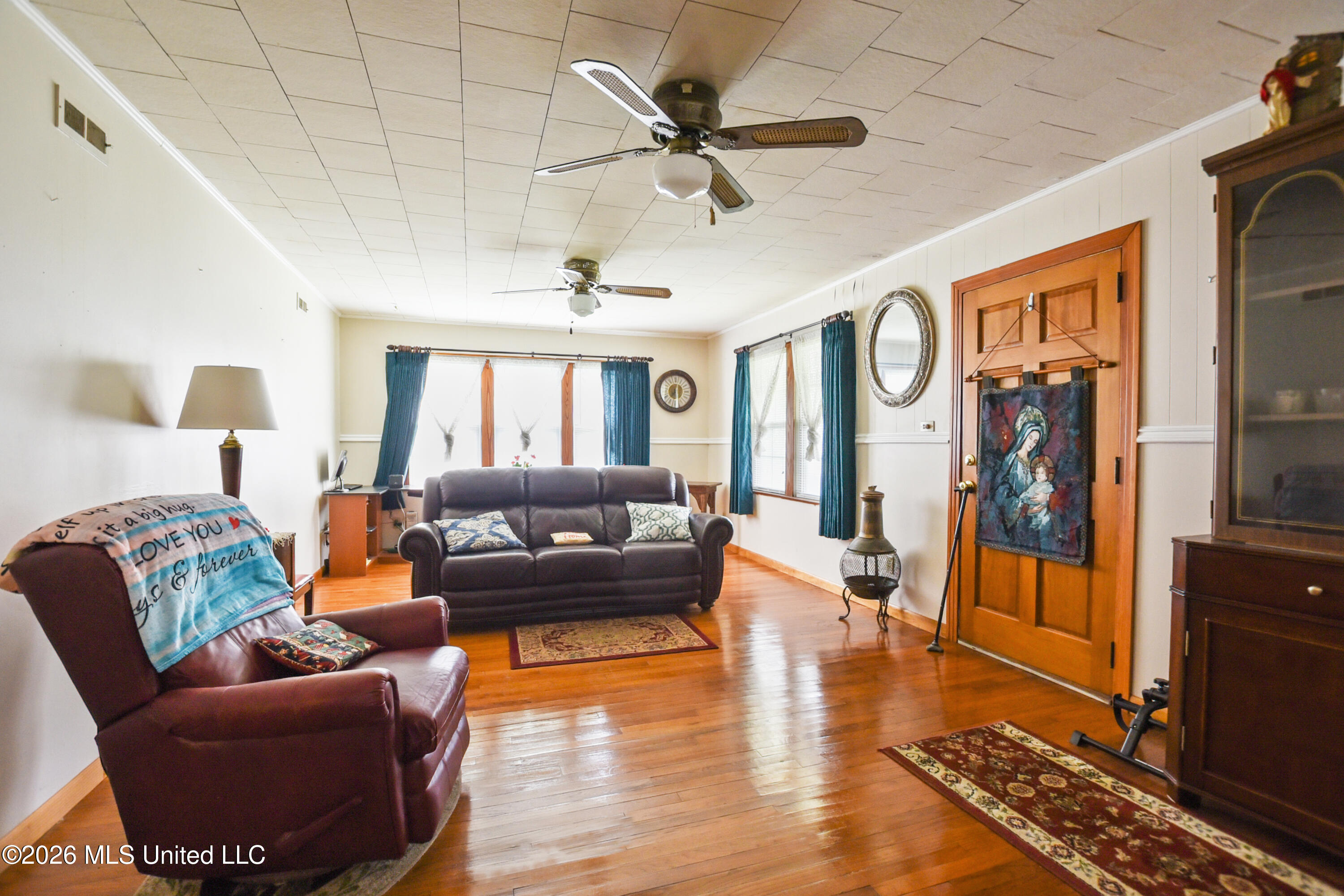 802 Mill Road Property Photo 9