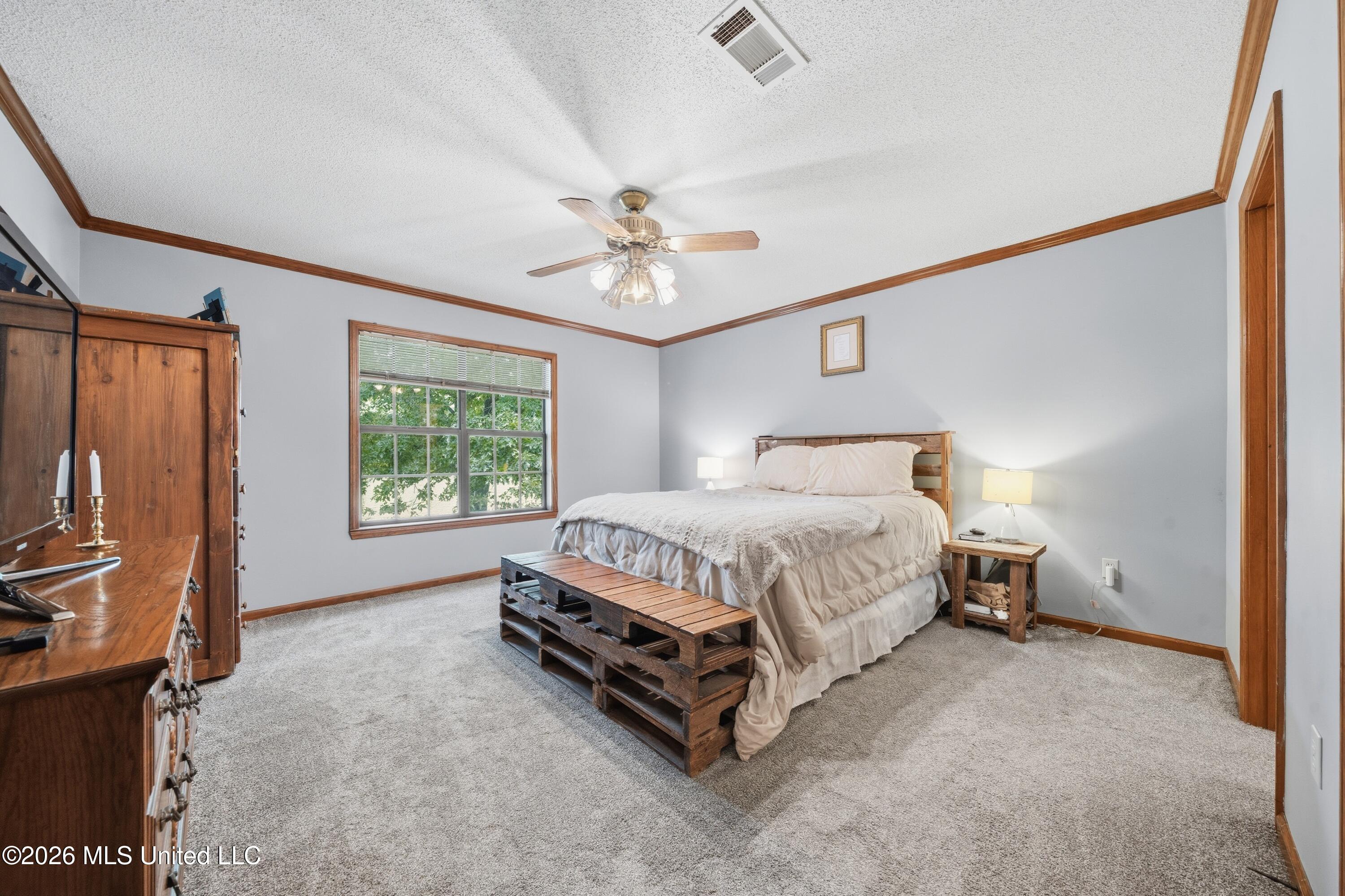 7630 Whitten Hill Drive Property Photo 12