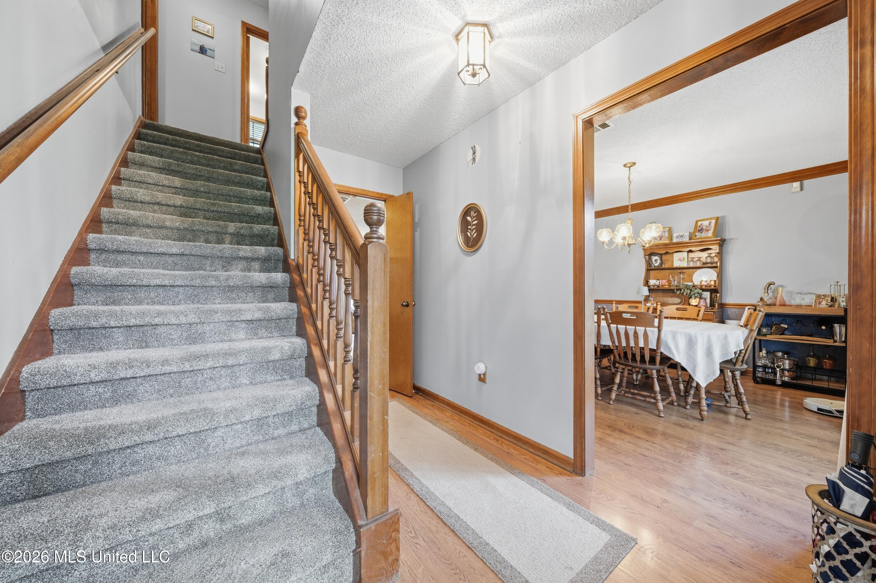 7630 Whitten Hill Drive Property Photo 16