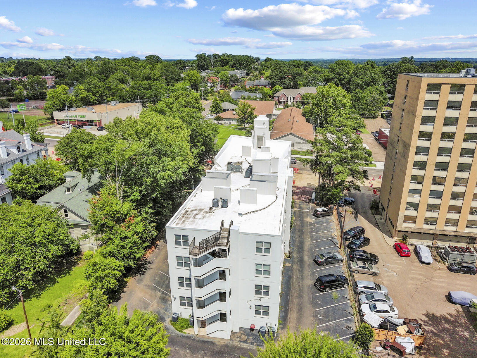 827 N State Street Property Photo 11