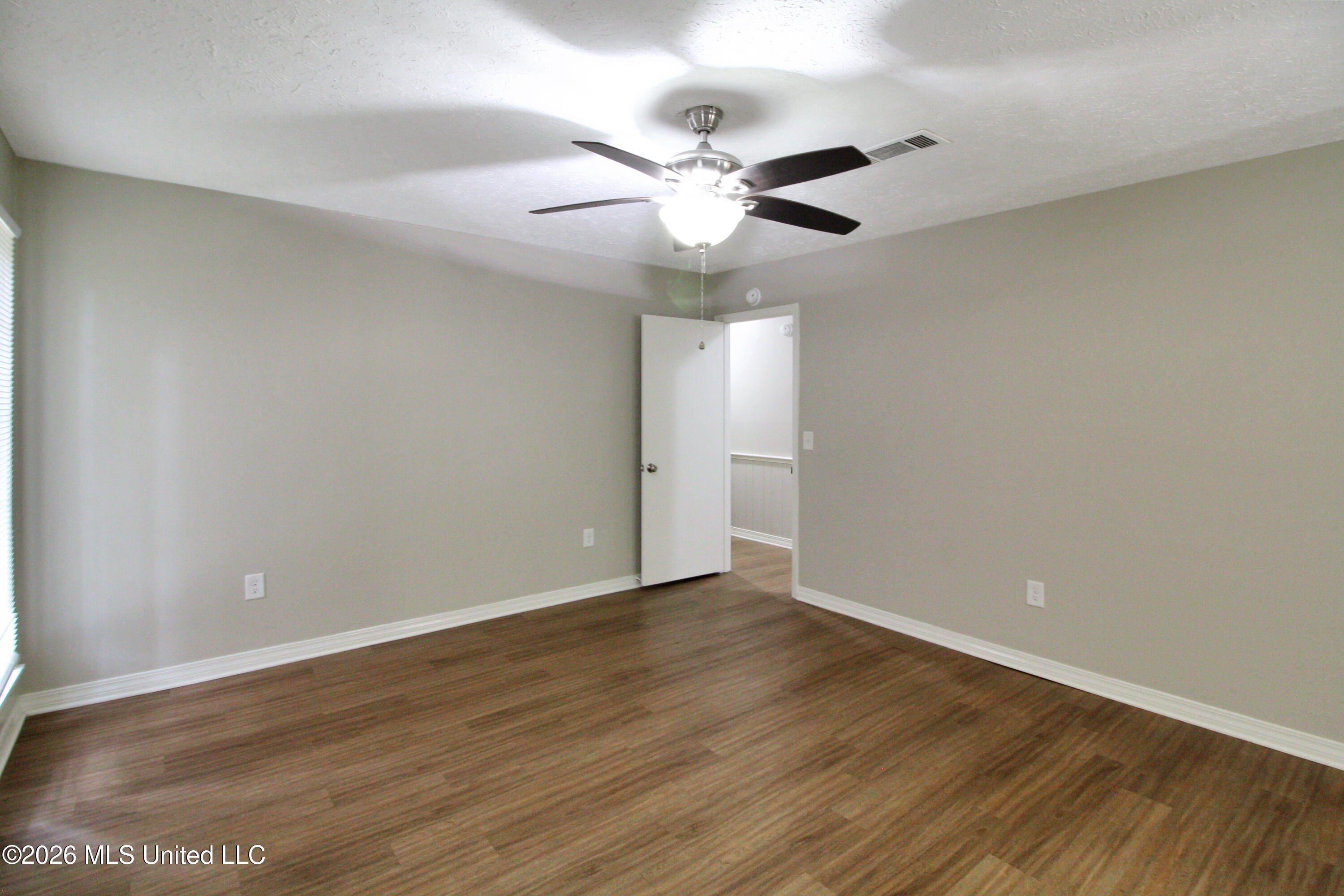 320 Helmsley Drive Property Photo 19