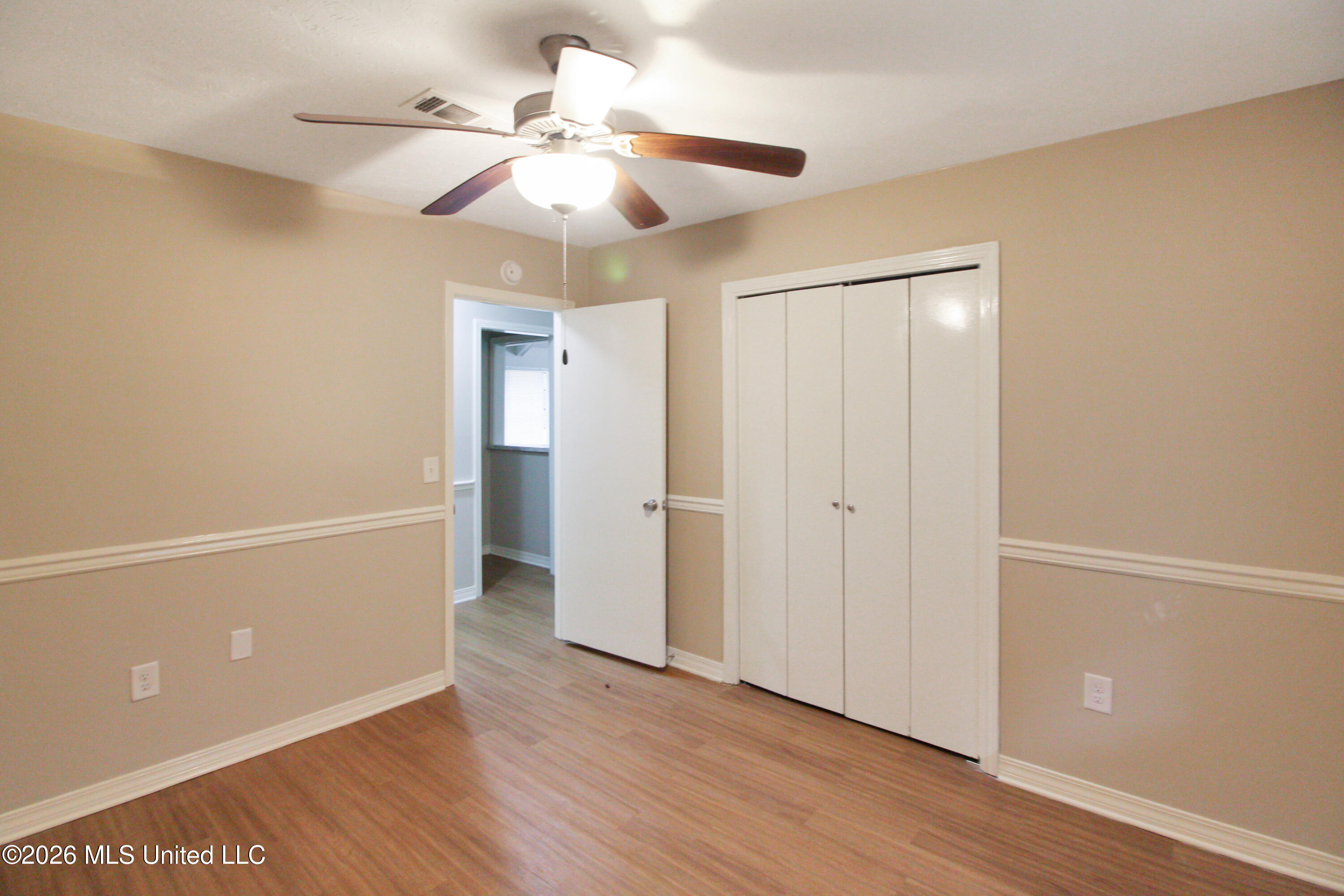 320 Helmsley Drive Property Photo 25