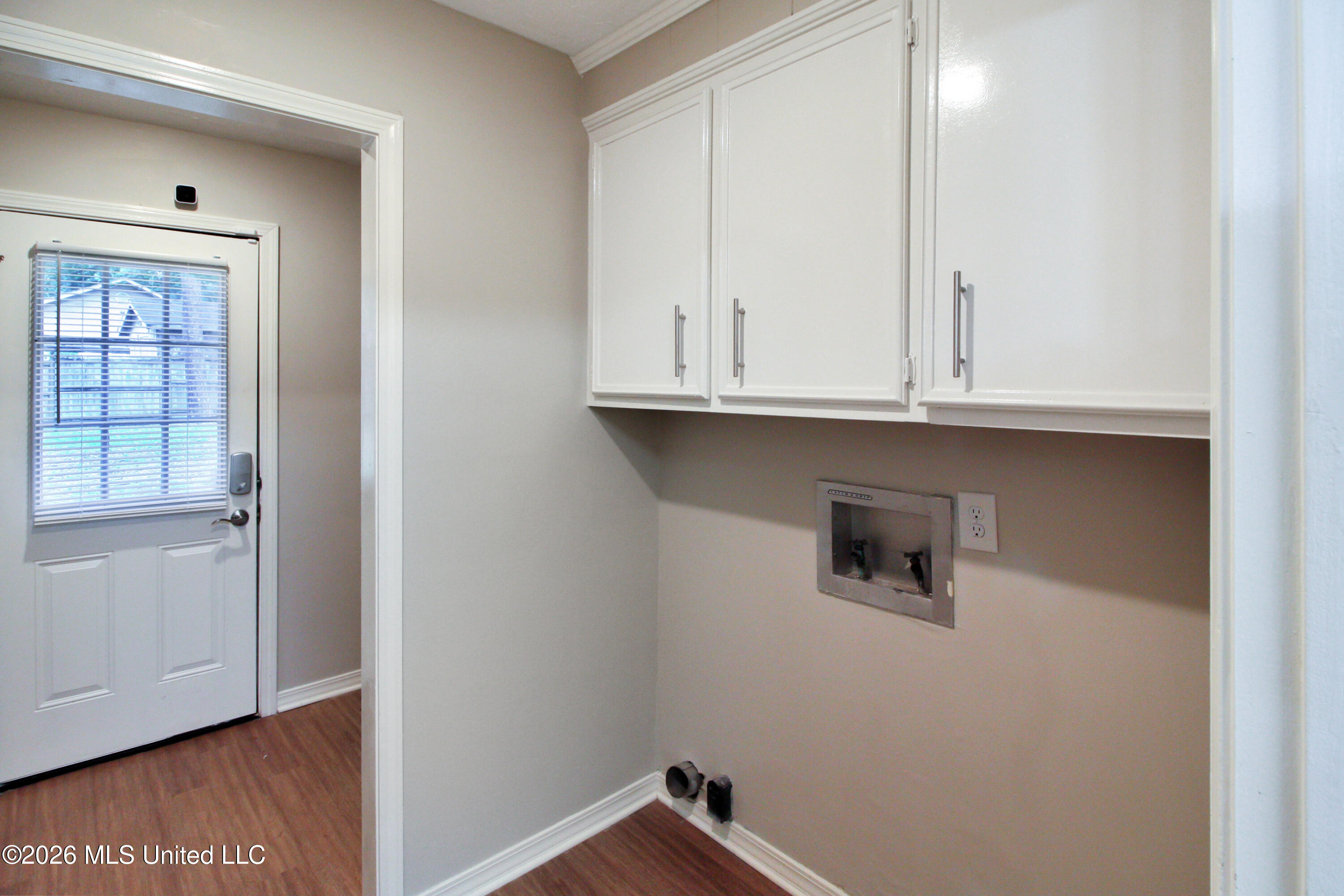 320 Helmsley Drive Property Photo 37