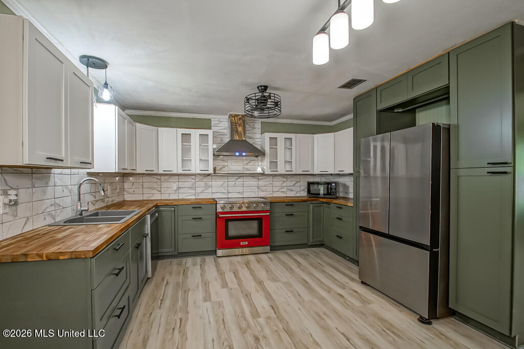 557 Walkiah Bluff Road Property Photo 10