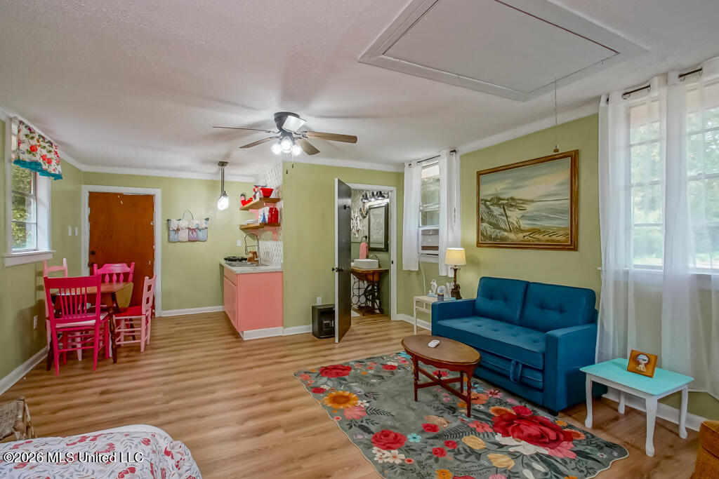 557 Walkiah Bluff Road Property Photo 32