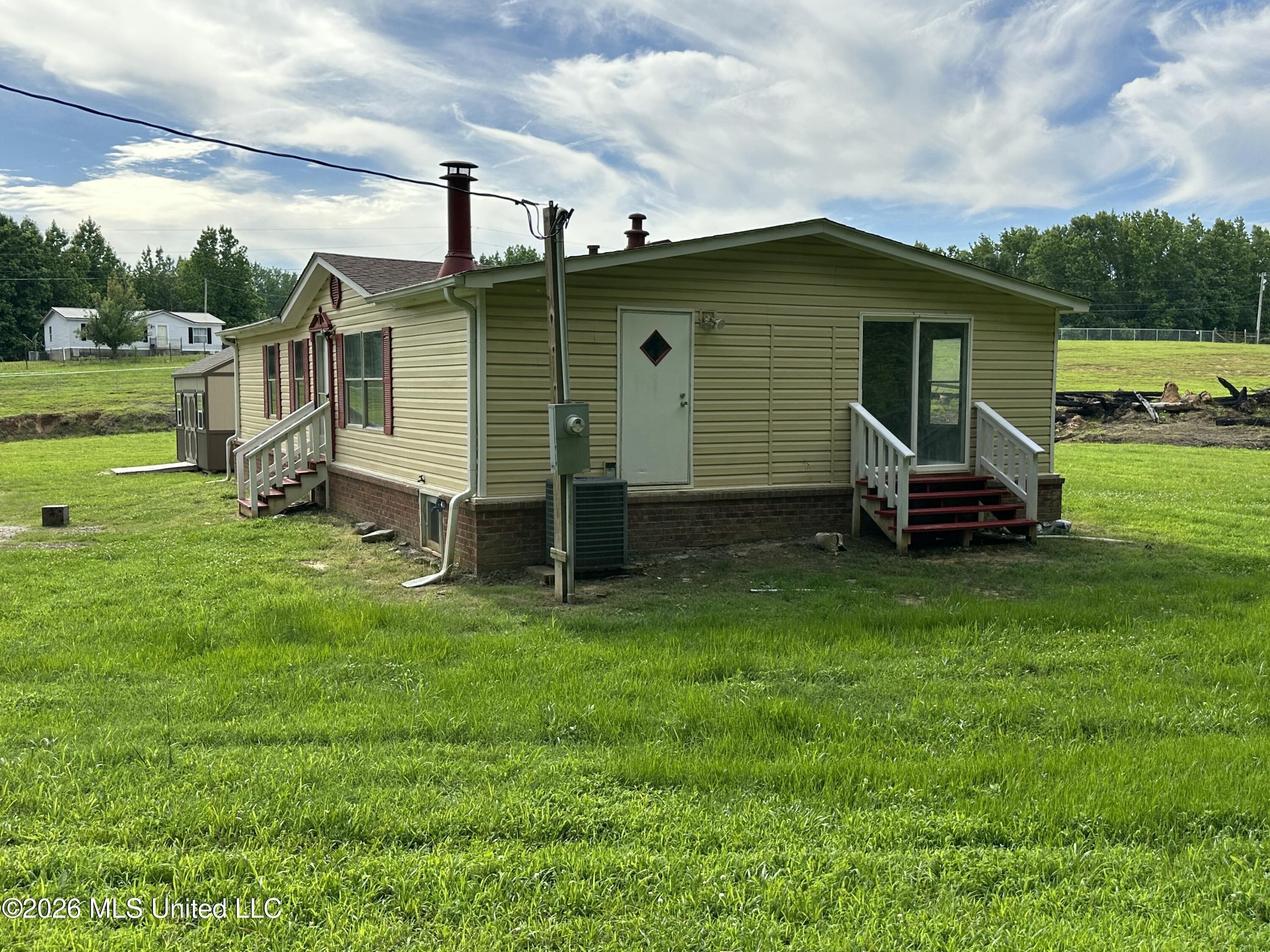 552 Bennett Circle Property Photo 16