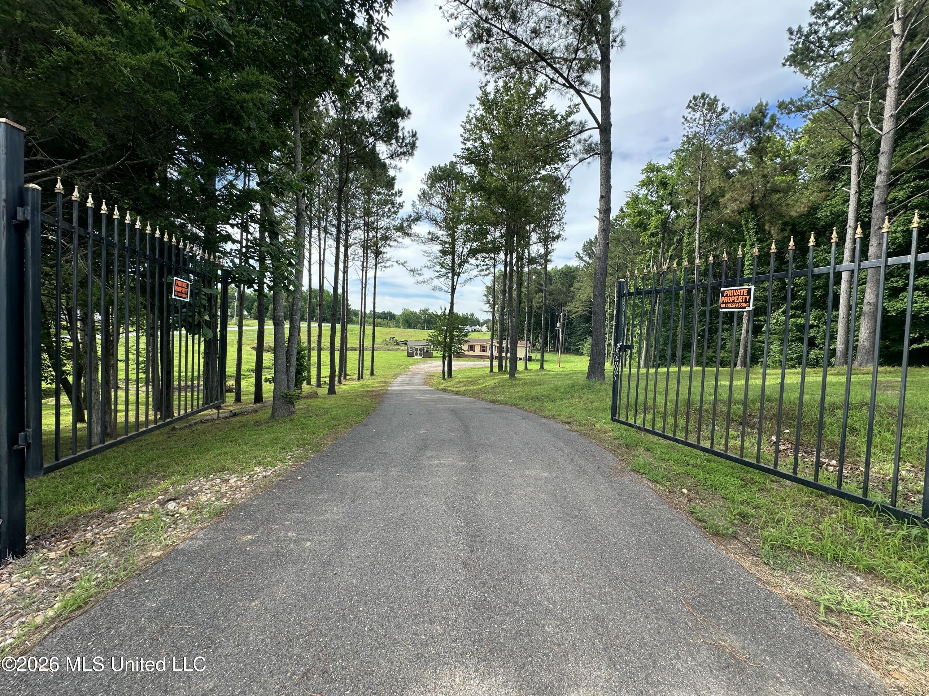 552 Bennett Circle Property Photo 17