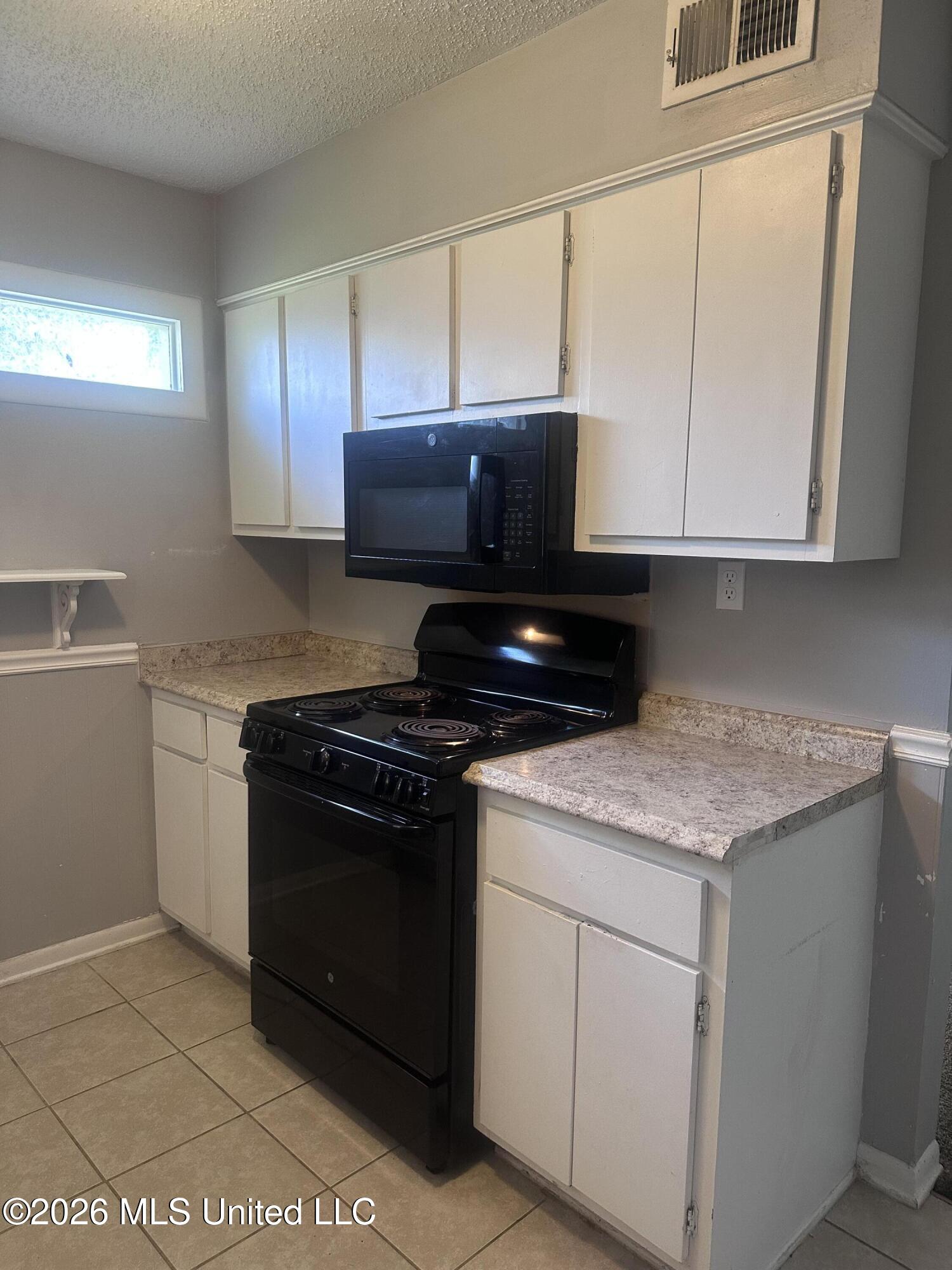 5629 Ridgetop Drive Property Photo 6