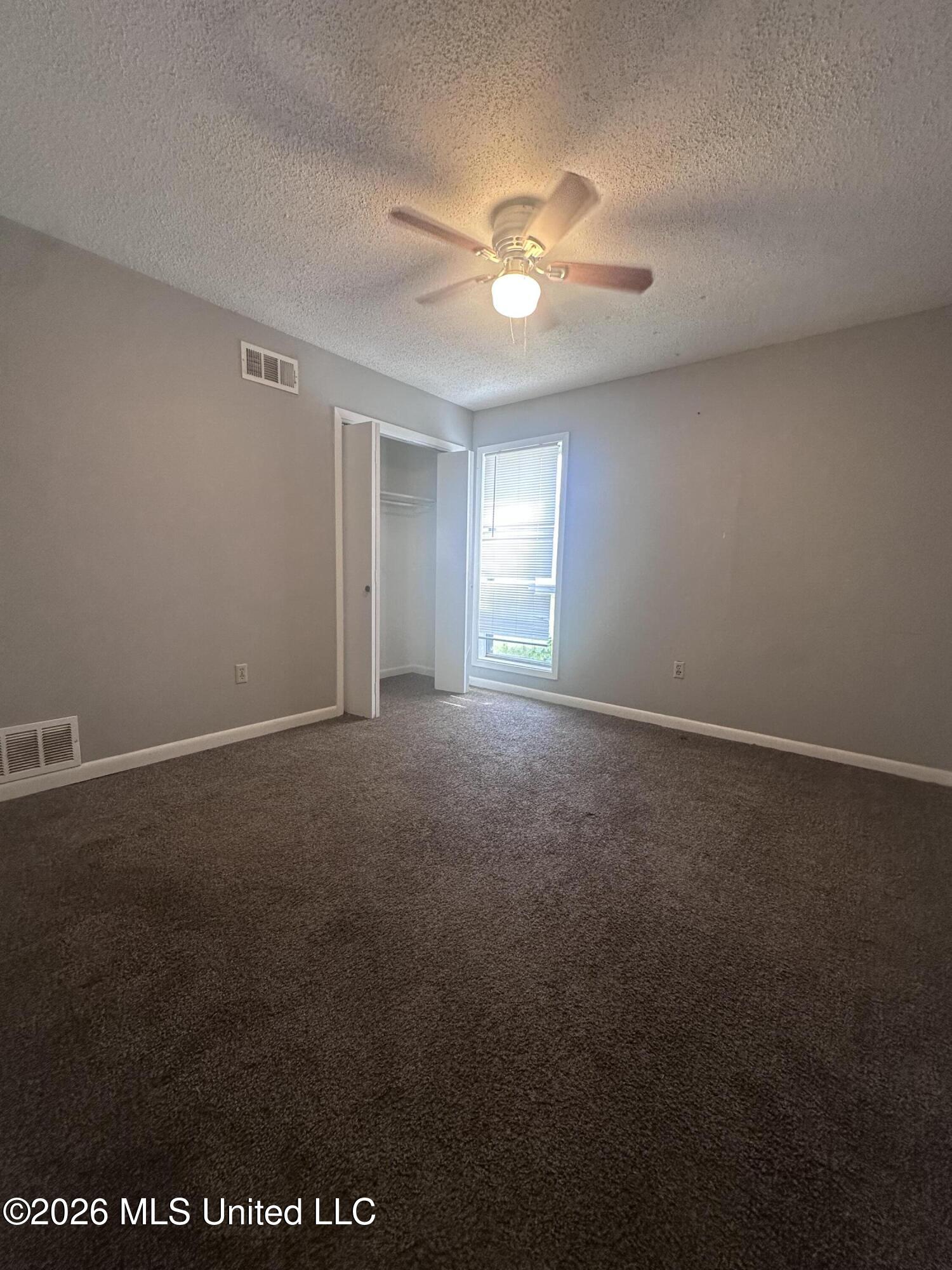 5629 Ridgetop Drive Property Photo 8