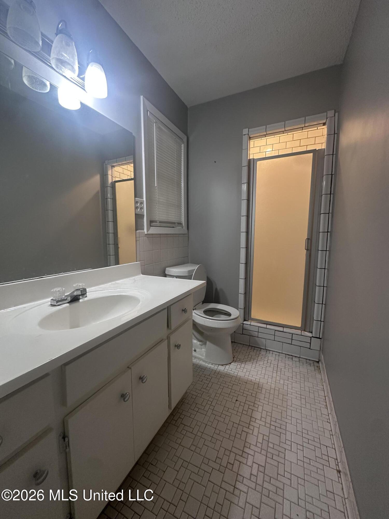 5629 Ridgetop Drive Property Photo 12