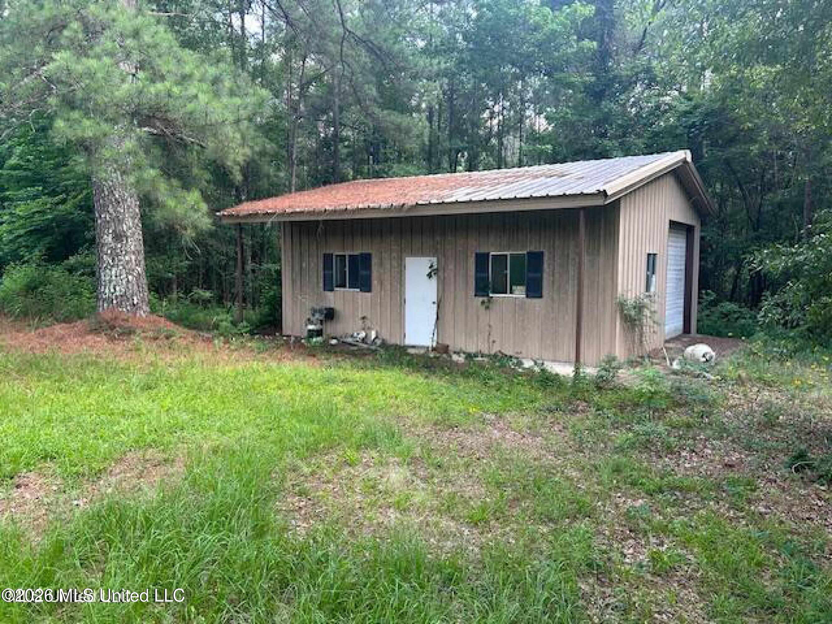 229 12 Oaks Trace Property Photo 9