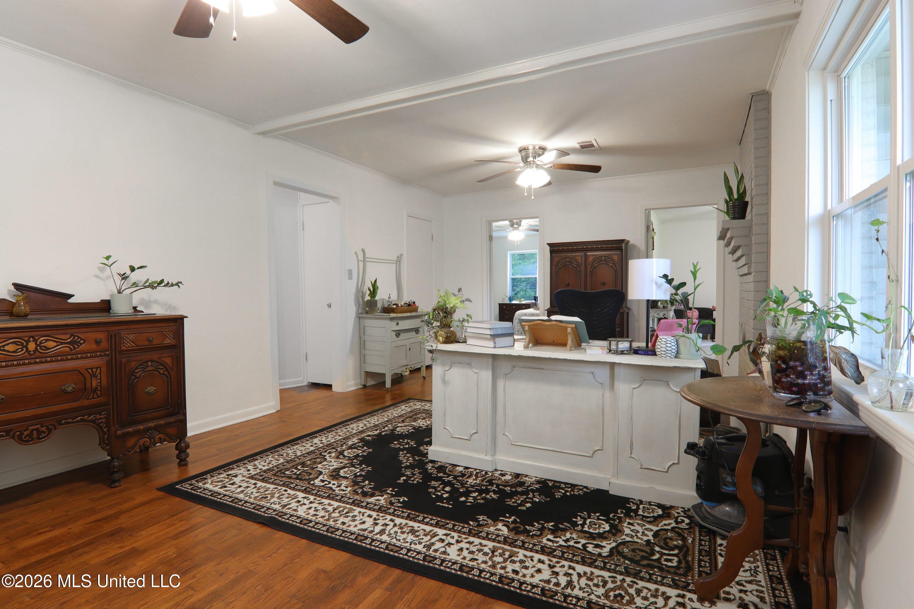 5871 S Highway 305 Property Photo 3