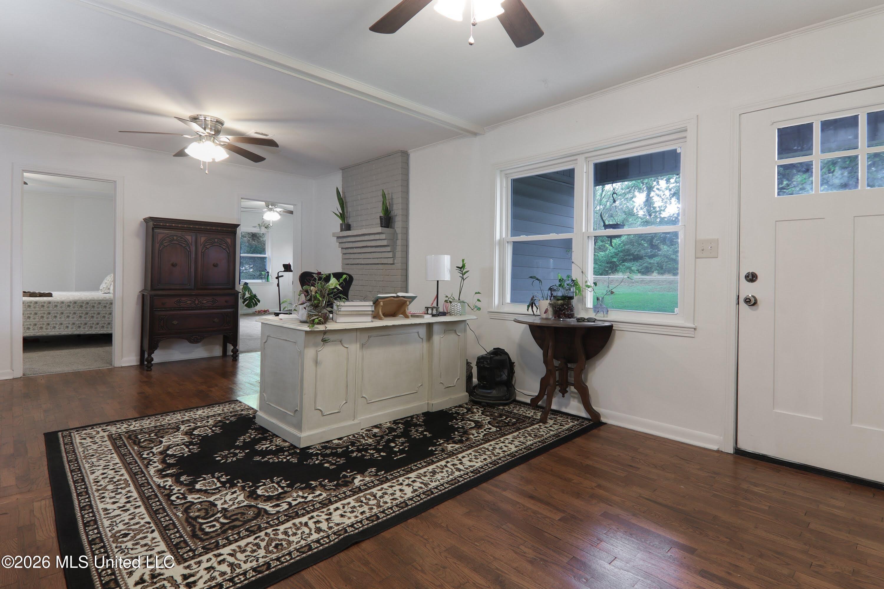 5871 S Highway 305 Property Photo 4