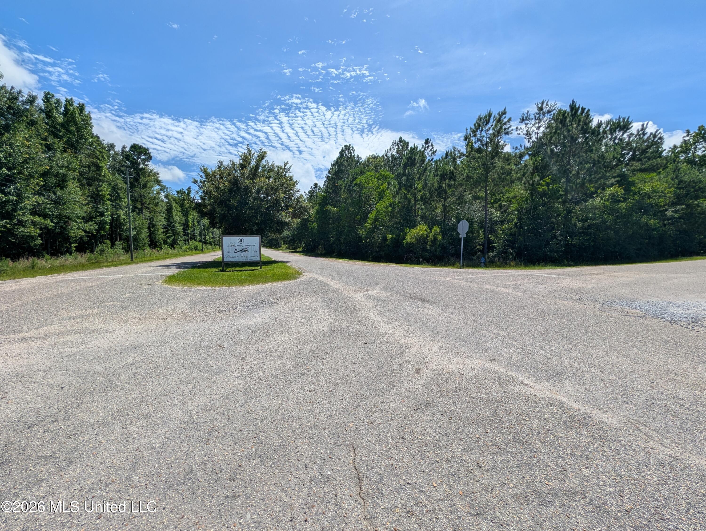2332 Airport Drive Property Photo 6