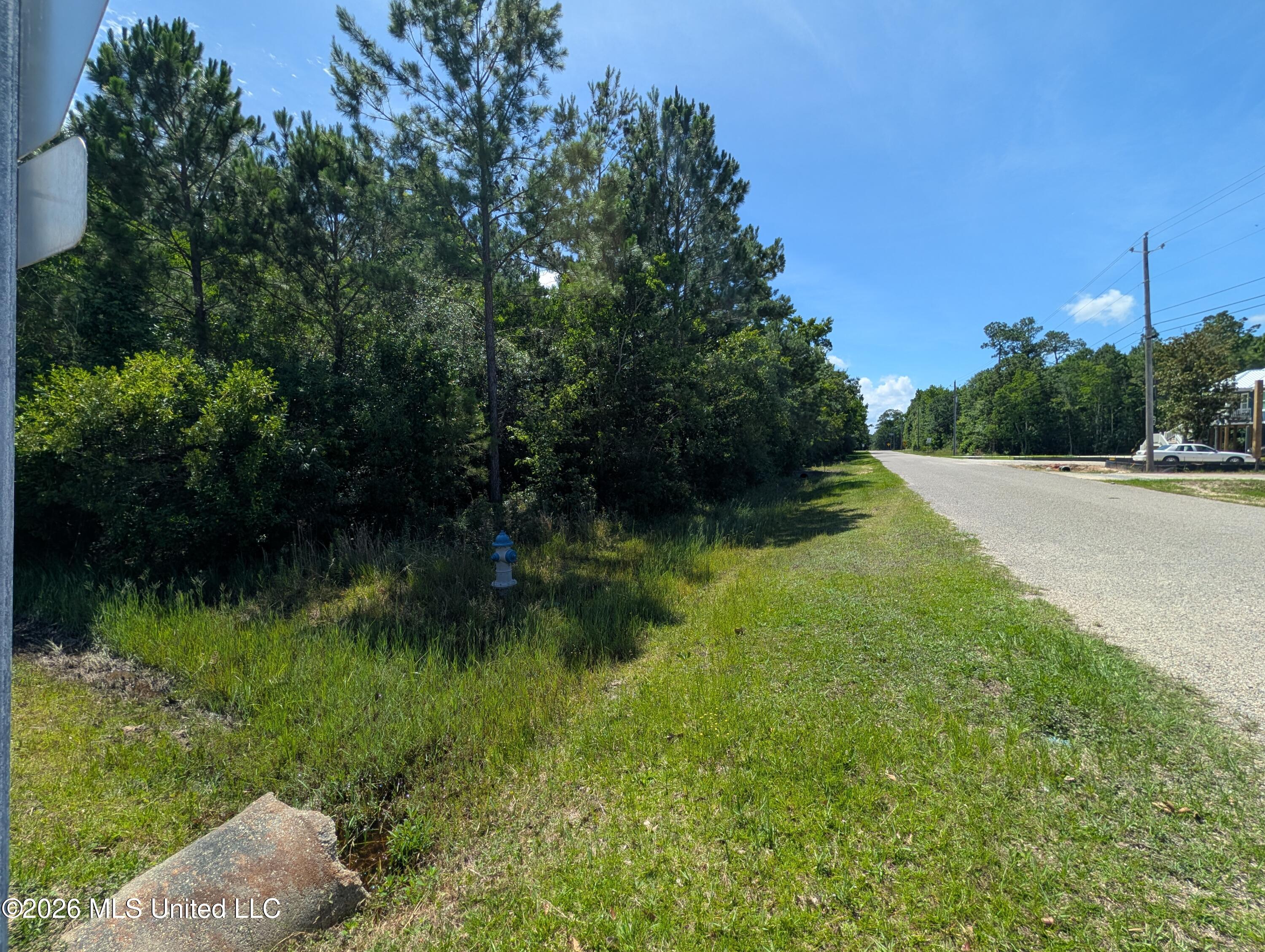 2332 Airport Drive Property Photo 15